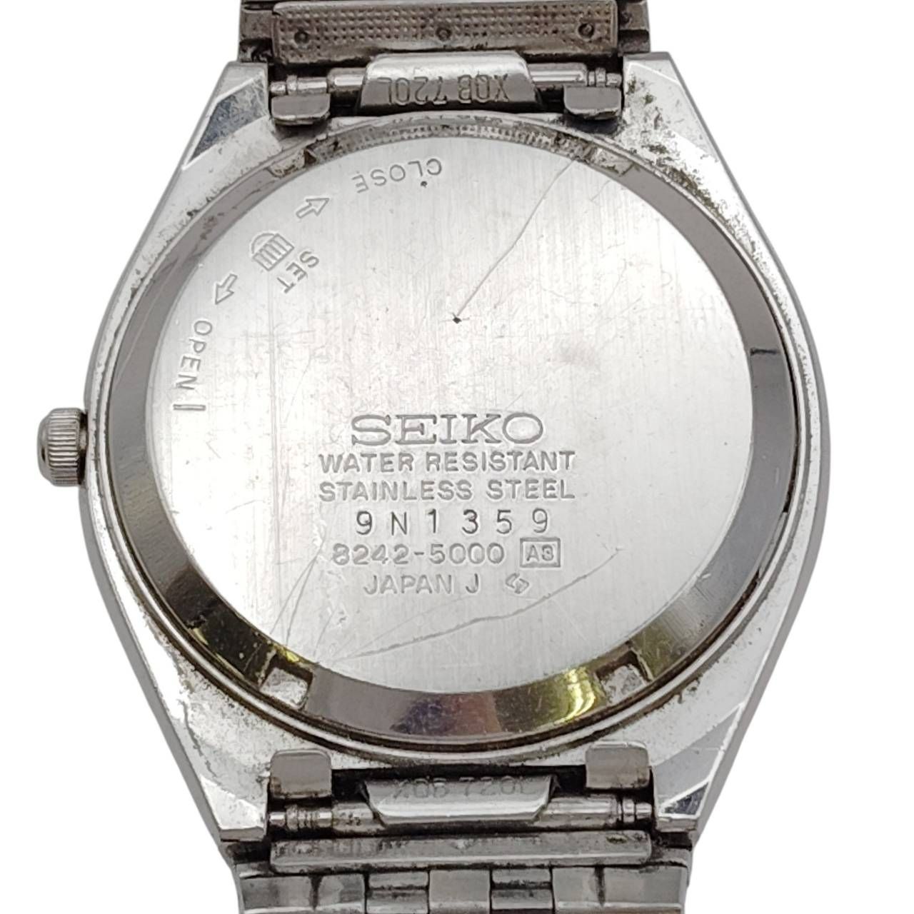 セイコー ロードクォーツ 8242-5000 白文字盤 SEIKO LORD QUARTZ 