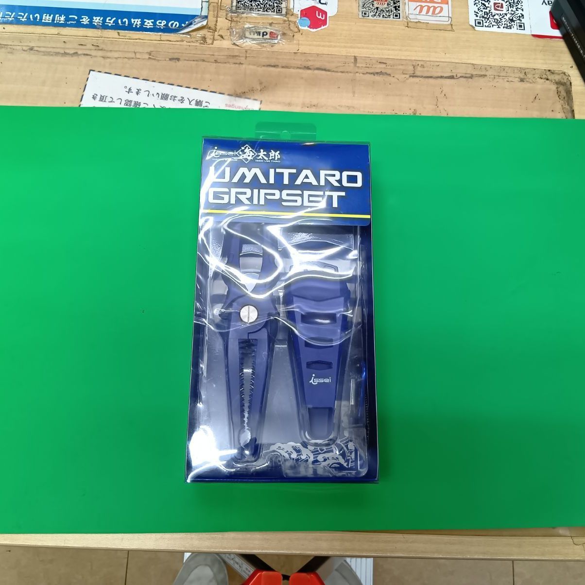 【大宮宮原店 併売】一誠　海太郎 グリップセット 釣具いちばん館大宮宮原店