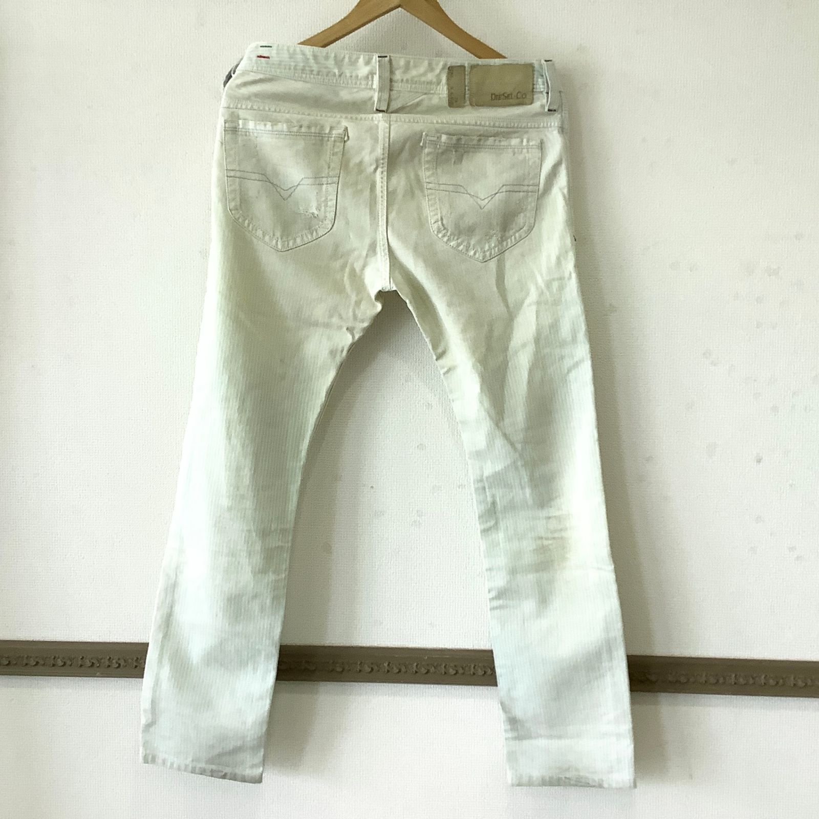 7042 DIESEL ディーゼル THANAZ タナズ SLIM-SKINNY スリムスキニー 