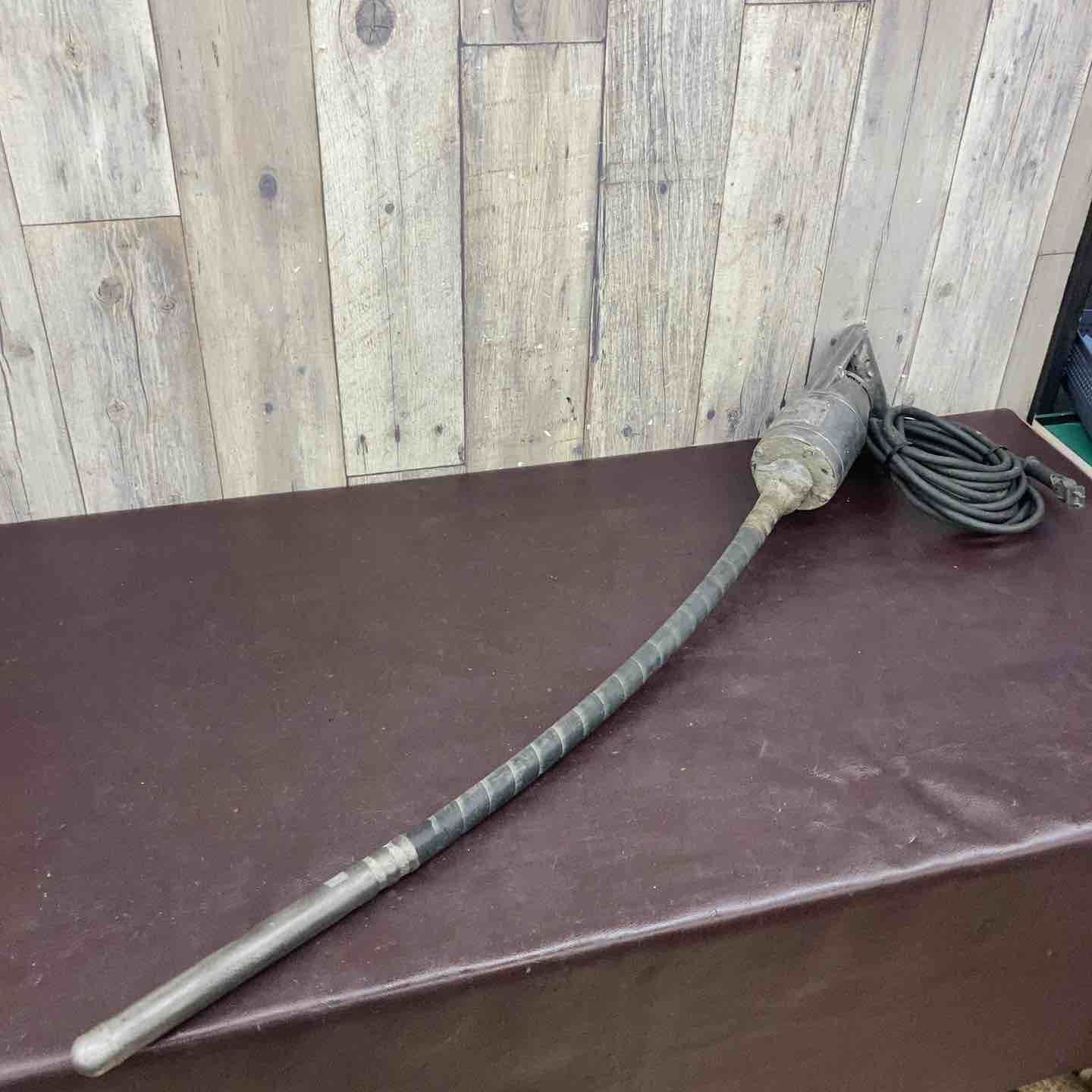 【中古品】 マキタ(makita) コンクリートバイブレーター 型式不明 【東大和店】