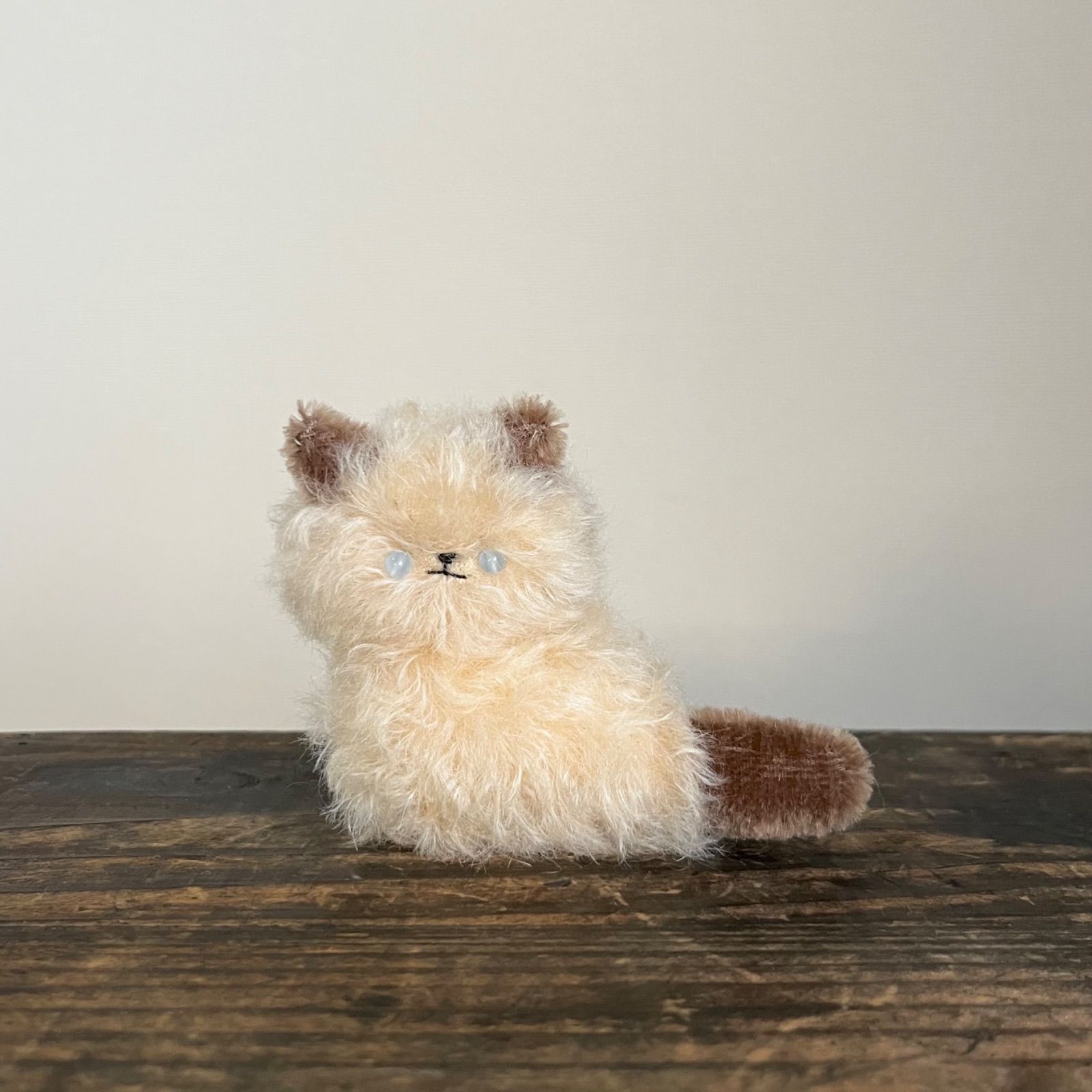 とけそうな、ねこ ( おまんじゅう色 ) Cora 猫 ぬいぐるみ 作家