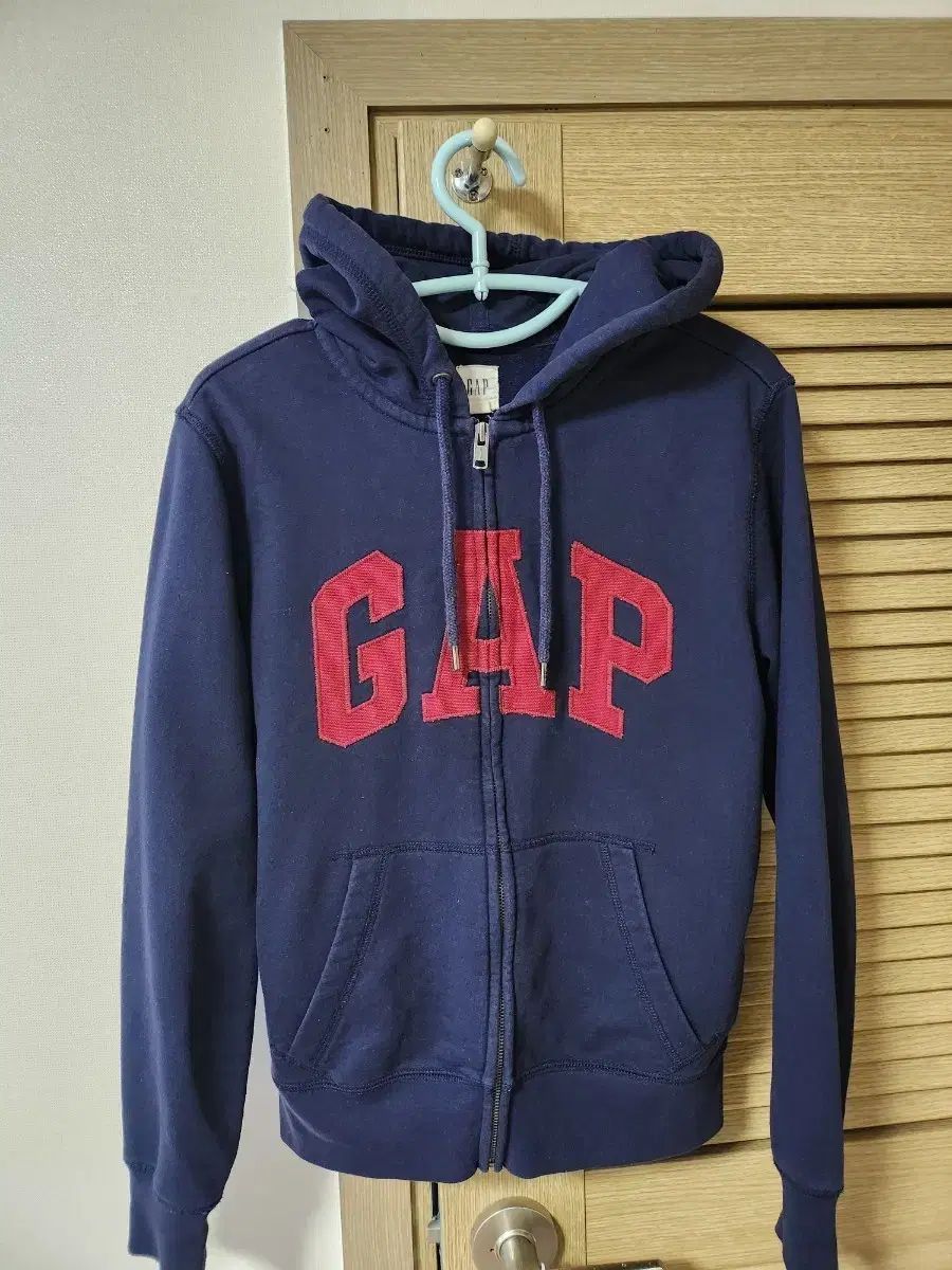 Gap レトロ ネイビー フードジップアップ
