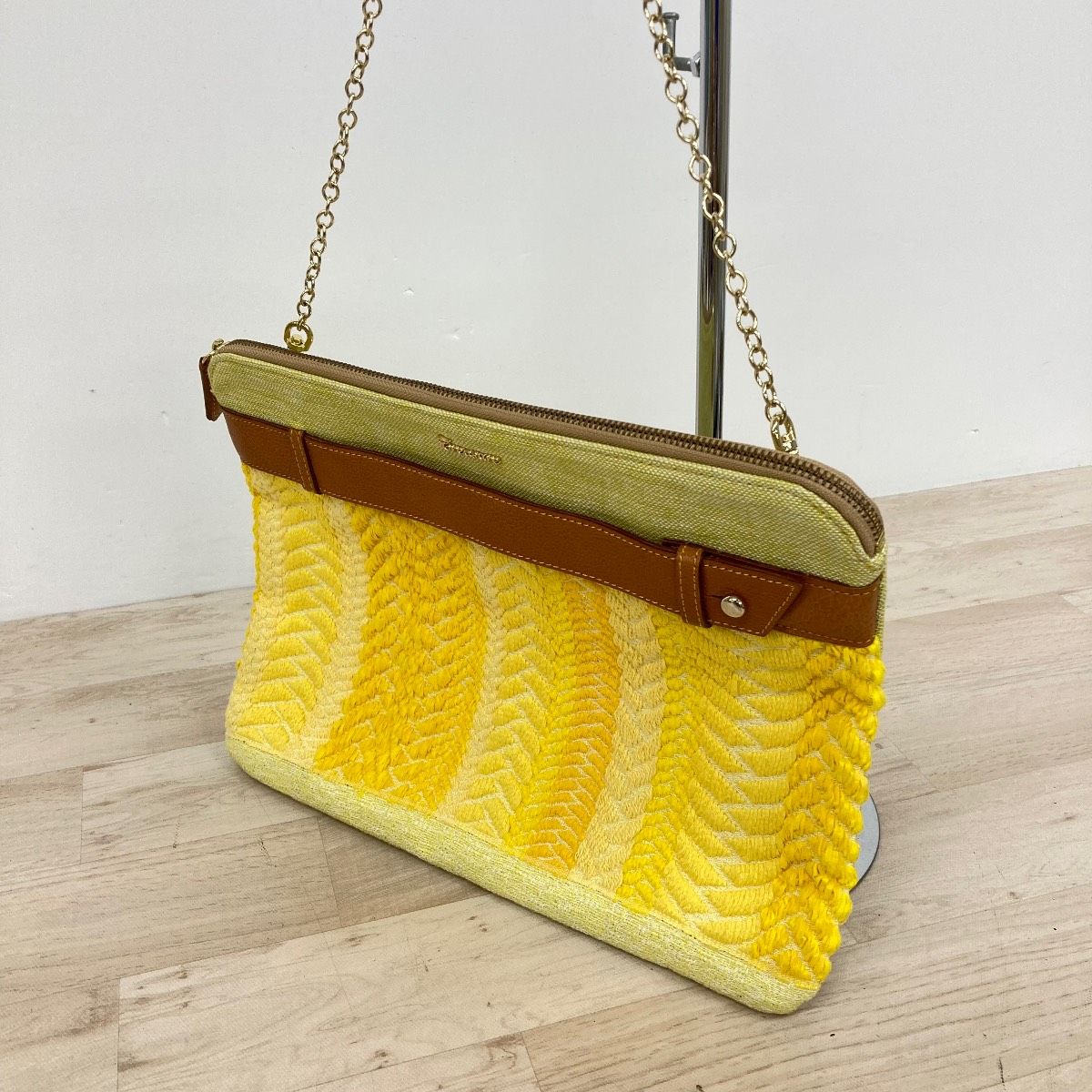 極美品 Treasure チェーン ショルダーバッグ/クラッチバッグ イエロー