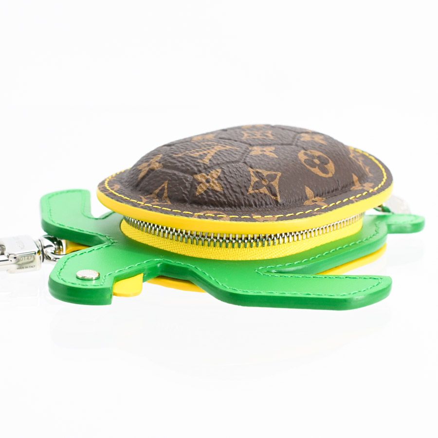 LOUIS VUITTON ルイヴィトン チャーム LVタートル M01471 - メルカリ