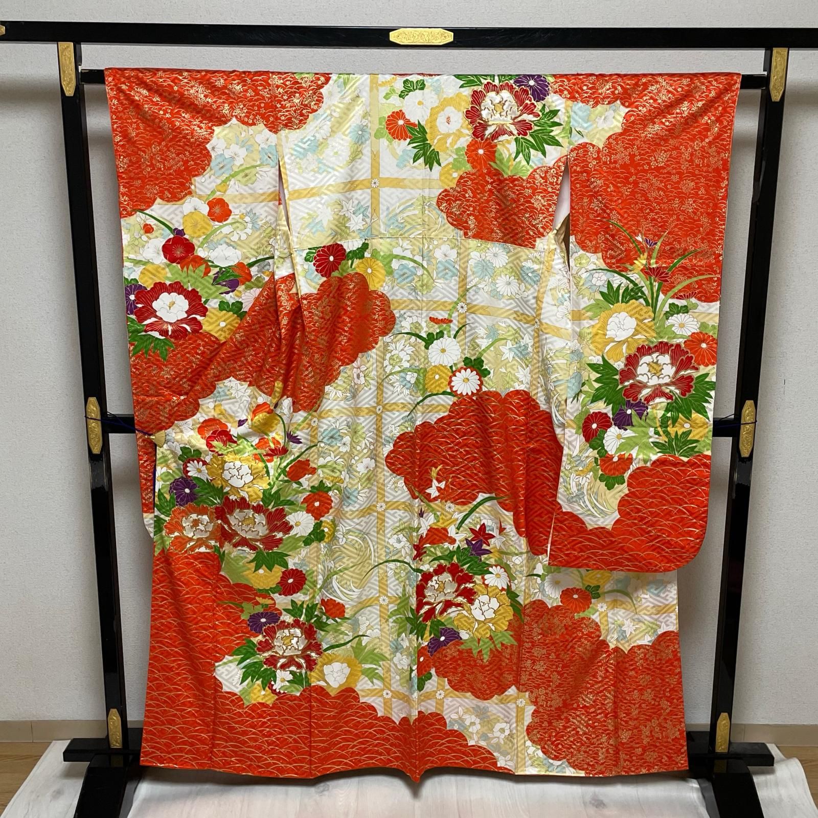 振袖 金駒 金彩 紋意匠 身丈161cm HKT219