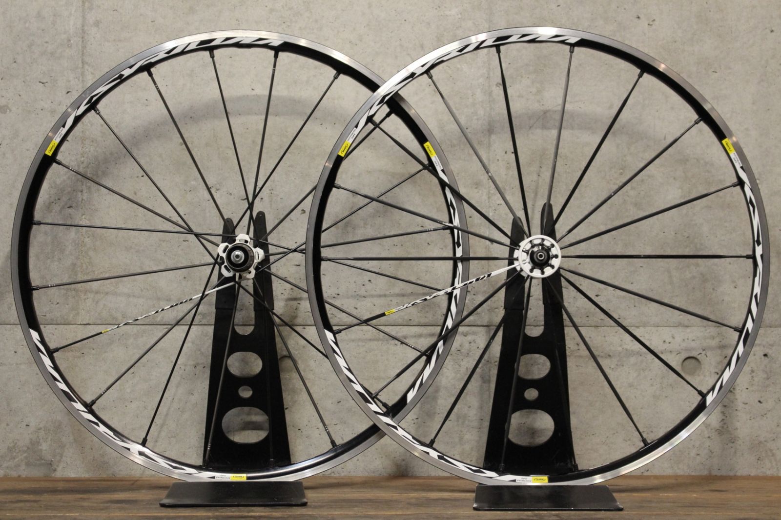 マビック MAVIC キシリウム KSYRIUM SR アルミ クリンチャー ホイール