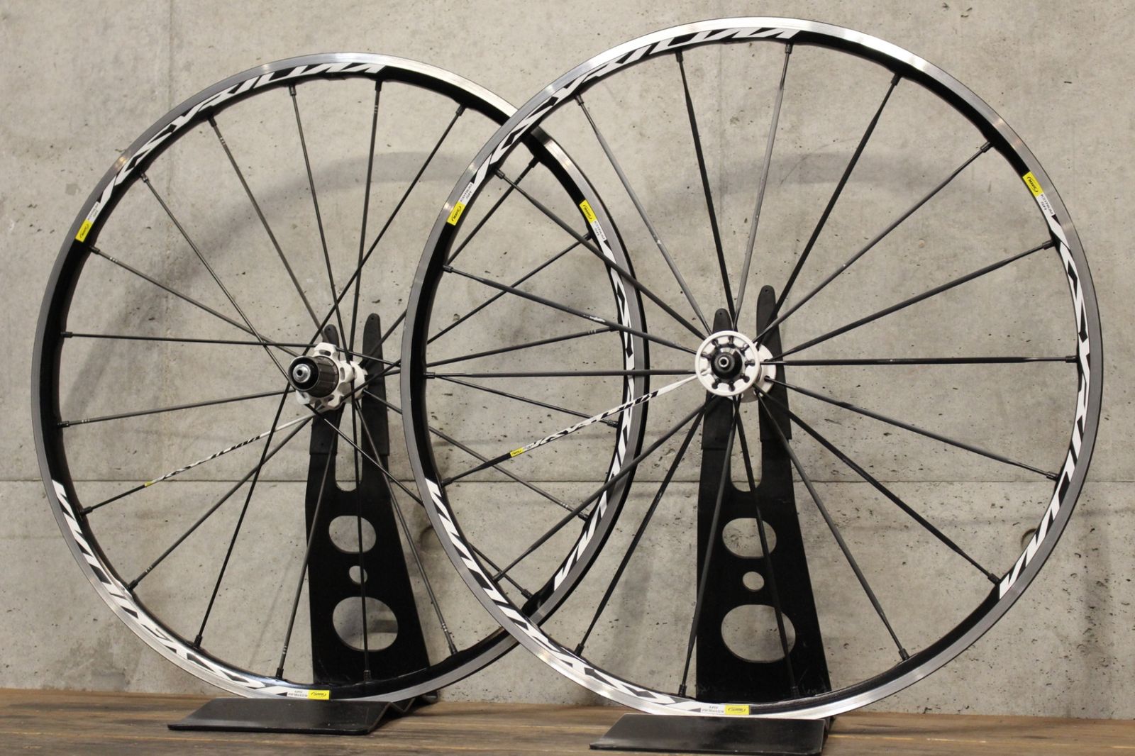 マビック MAVIC キシリウム KSYRIUM SR アルミ クリンチャー ホイール