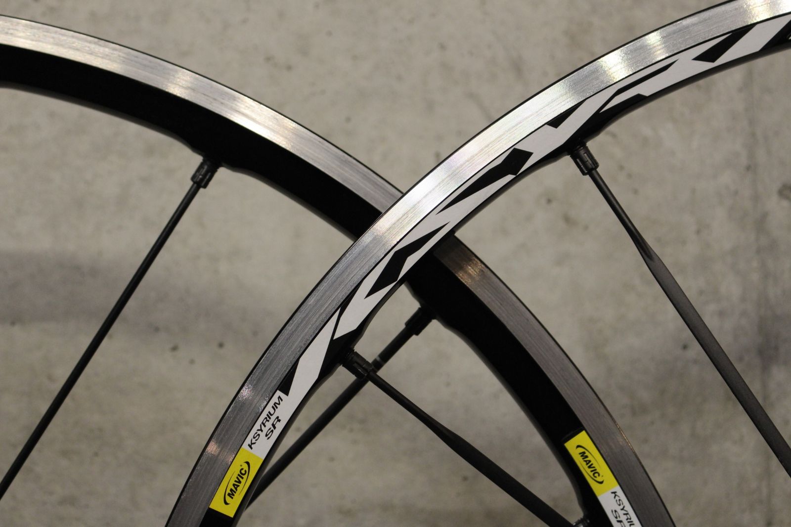 マビック MAVIC キシリウム KSYRIUM SR アルミ クリンチャー ホイール