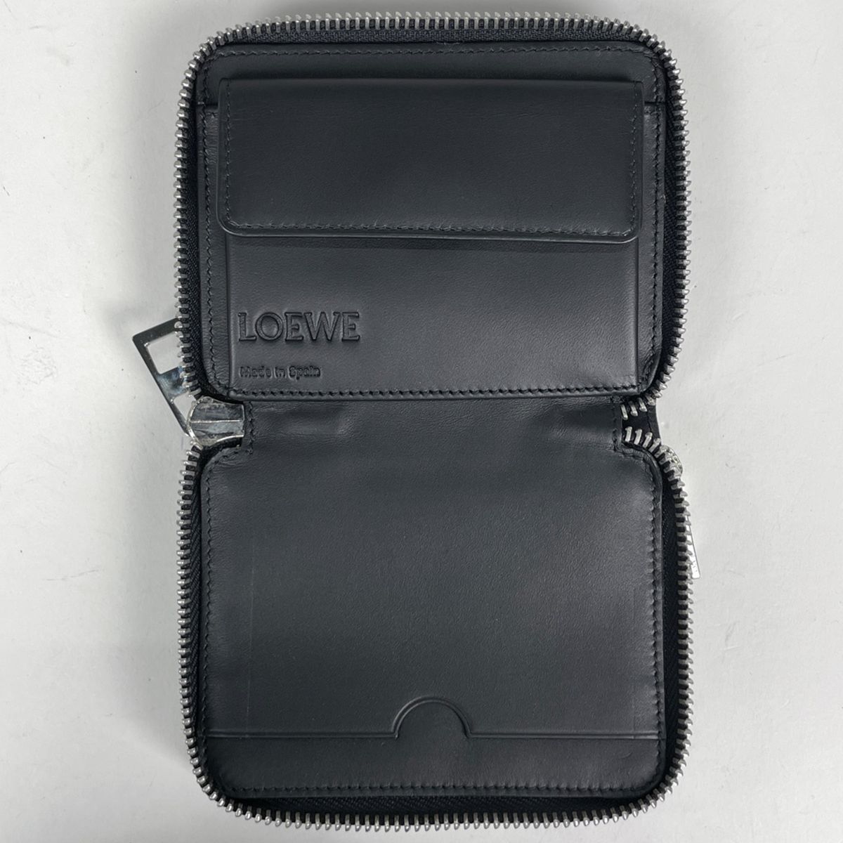 ロエベ LOEWE アナグラム ラウンドファスナー 財布 ダブルファスナー