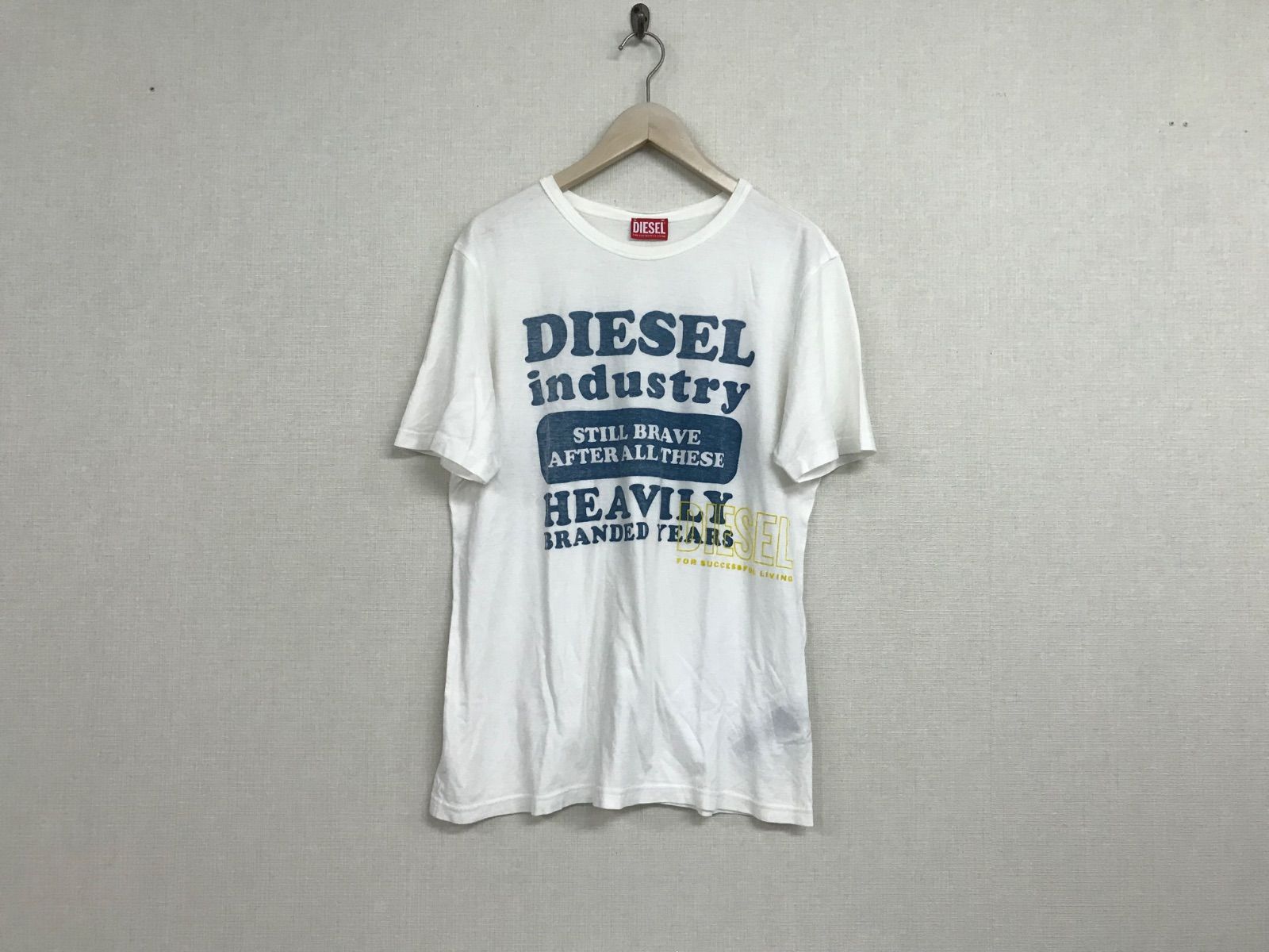 本物ディーゼルDIESELコットンプリント半袖Tシャツメンズサーフアメカジミリタリーストリートスケーターワークビジネススーツモードバイカーロックゴルフ白ホワイトSブルガリア製