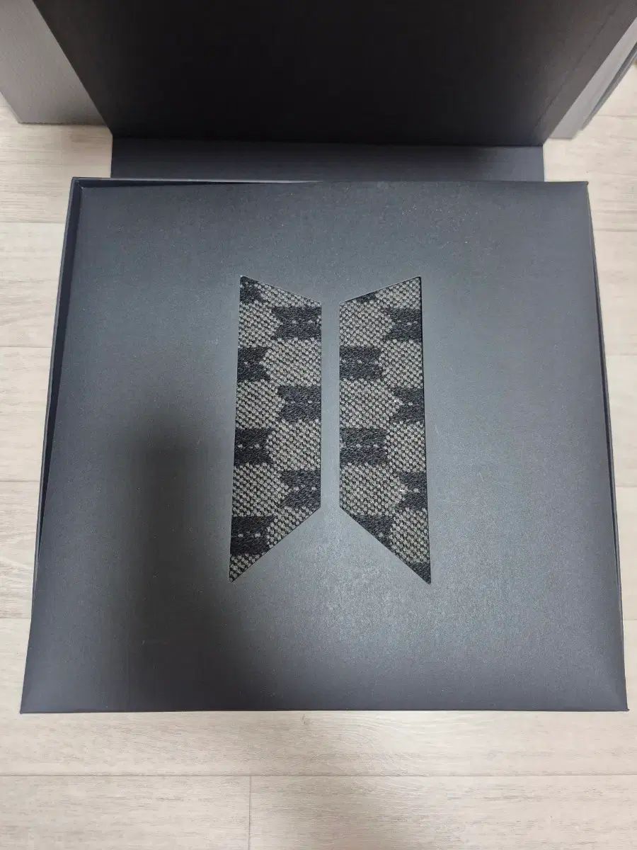 BTS MERCH BOX #1 BTS ARMY Merch Limited Rare 1ブランケット