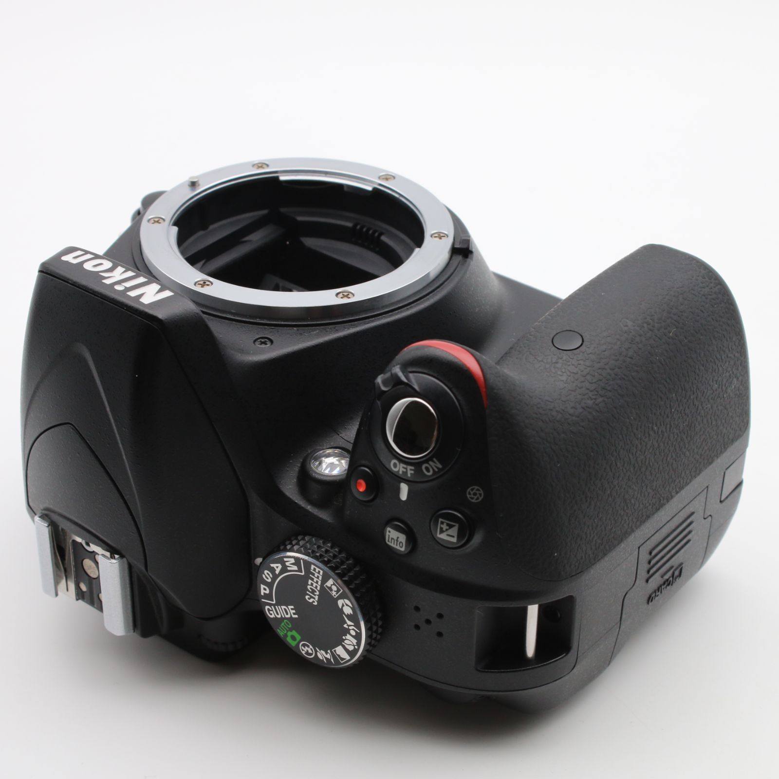 極上品】 Nikon D3300レンズキット 18-55mm VR II 付属 デジタル一眼