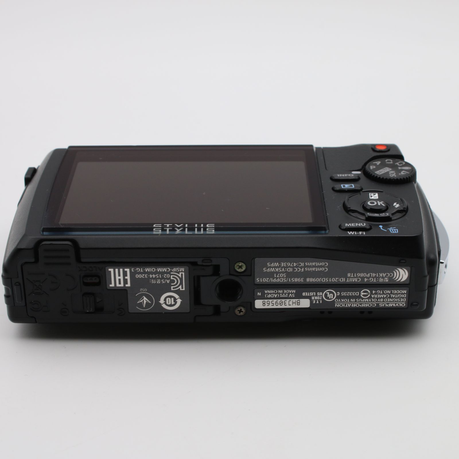 OLYMPUS Tough TG-4 ブラック GPS機能付き、付属品あり！！ 極上品】 OLYMPUS STYLUS TG-4 Tough ブラック 1600万画素CMOS F2.0
