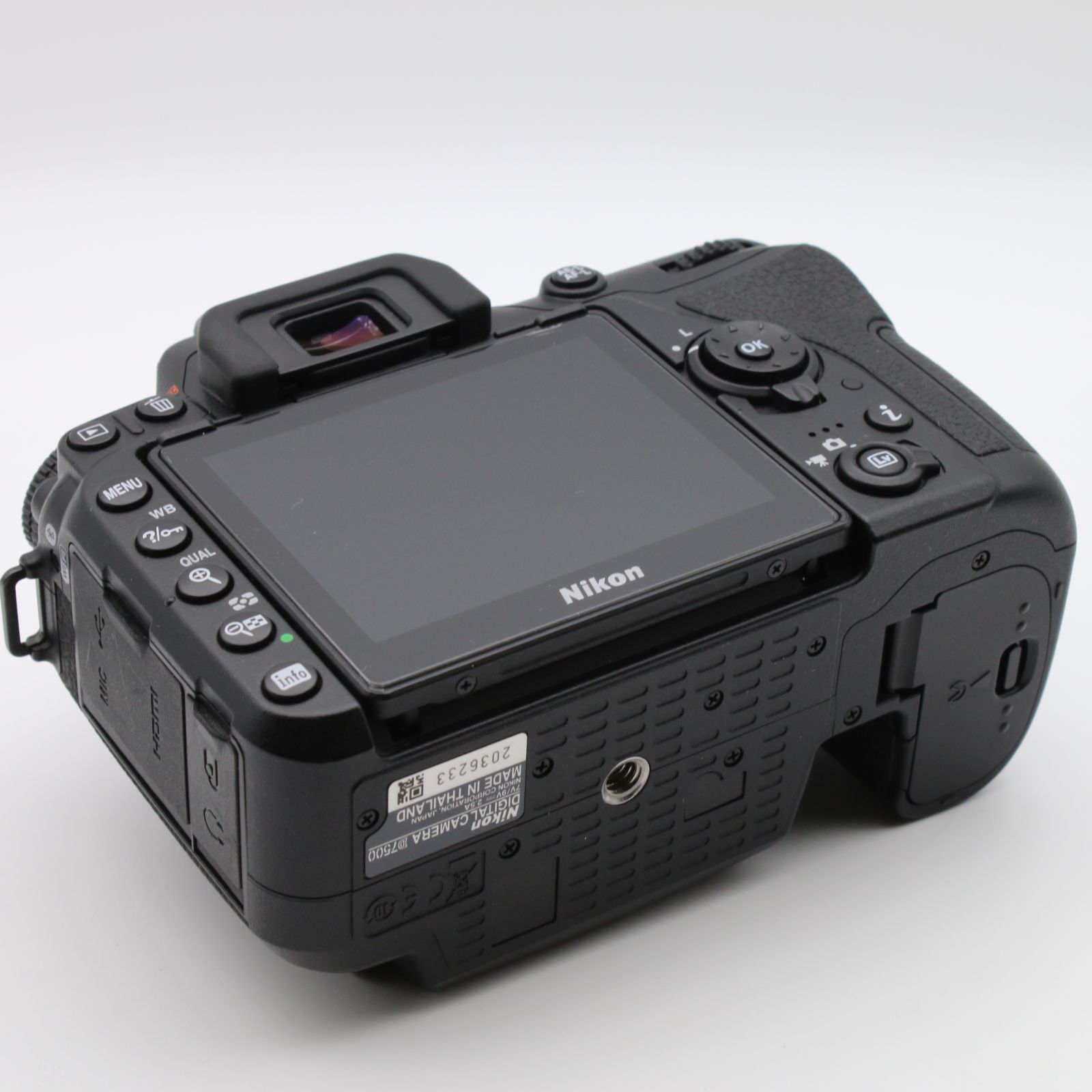 ほぼ新品 | S数5,958回] Nikon D7500 ボディ デジタル一眼レフカメラ