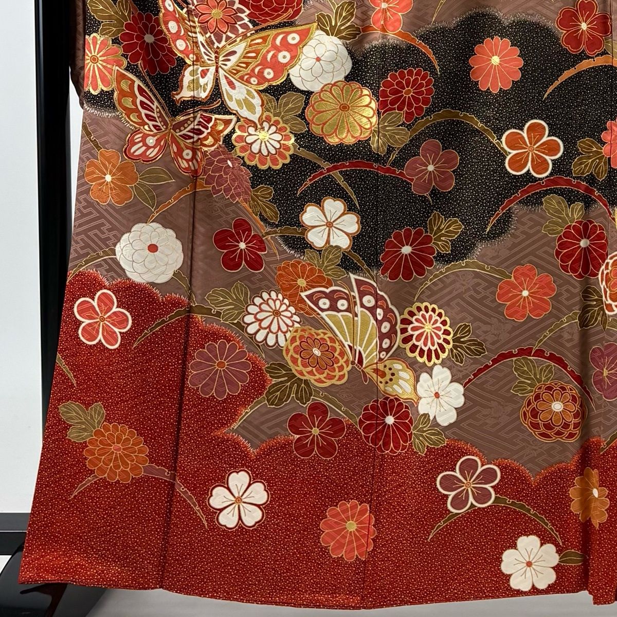 振袖 身丈165cm 裄丈65cm M 袷 菊 蝶 金糸 金彩 小豆色 正絹 秀品