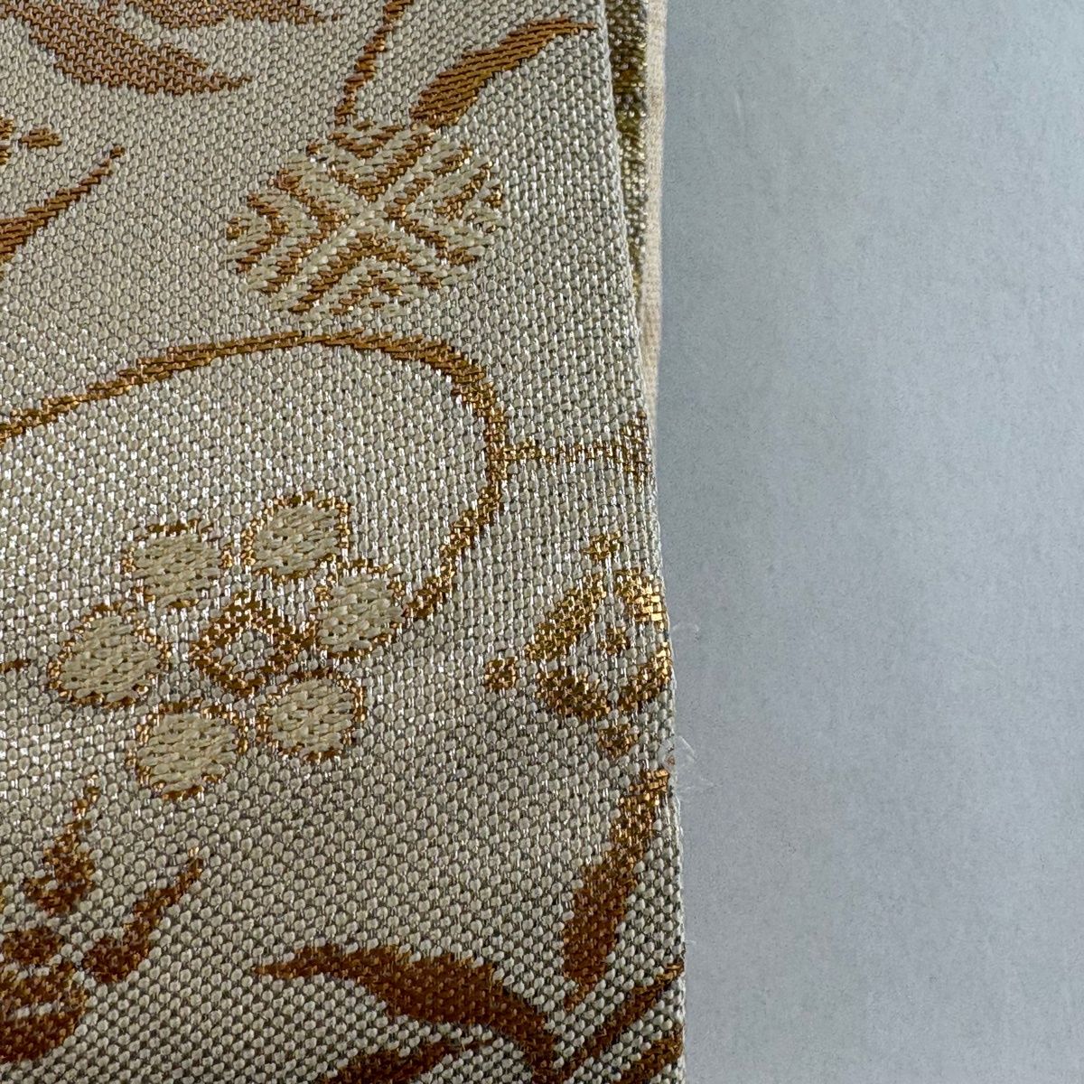 美品】 袋帯 秀品 花鳥 笹蔓 唐織 金糸 金色 六通 正絹 【中古