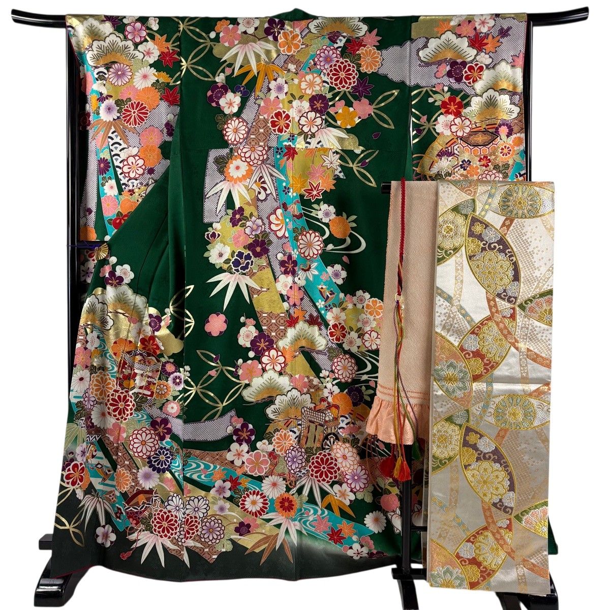 【美品】 振袖 身丈165.5cm 裄丈66cm M 袷 袋帯フルセット 貝桶 菊 金糸 金彩 緑 正絹 名品 【中古】