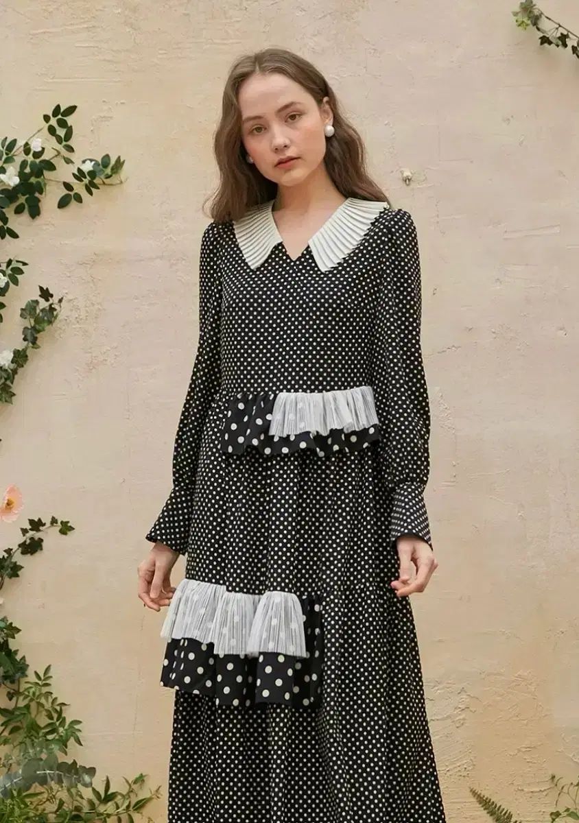 新品) 뎁 debb プリーツ マキシ ドット ロング丈ワンピース ドット フリル レース