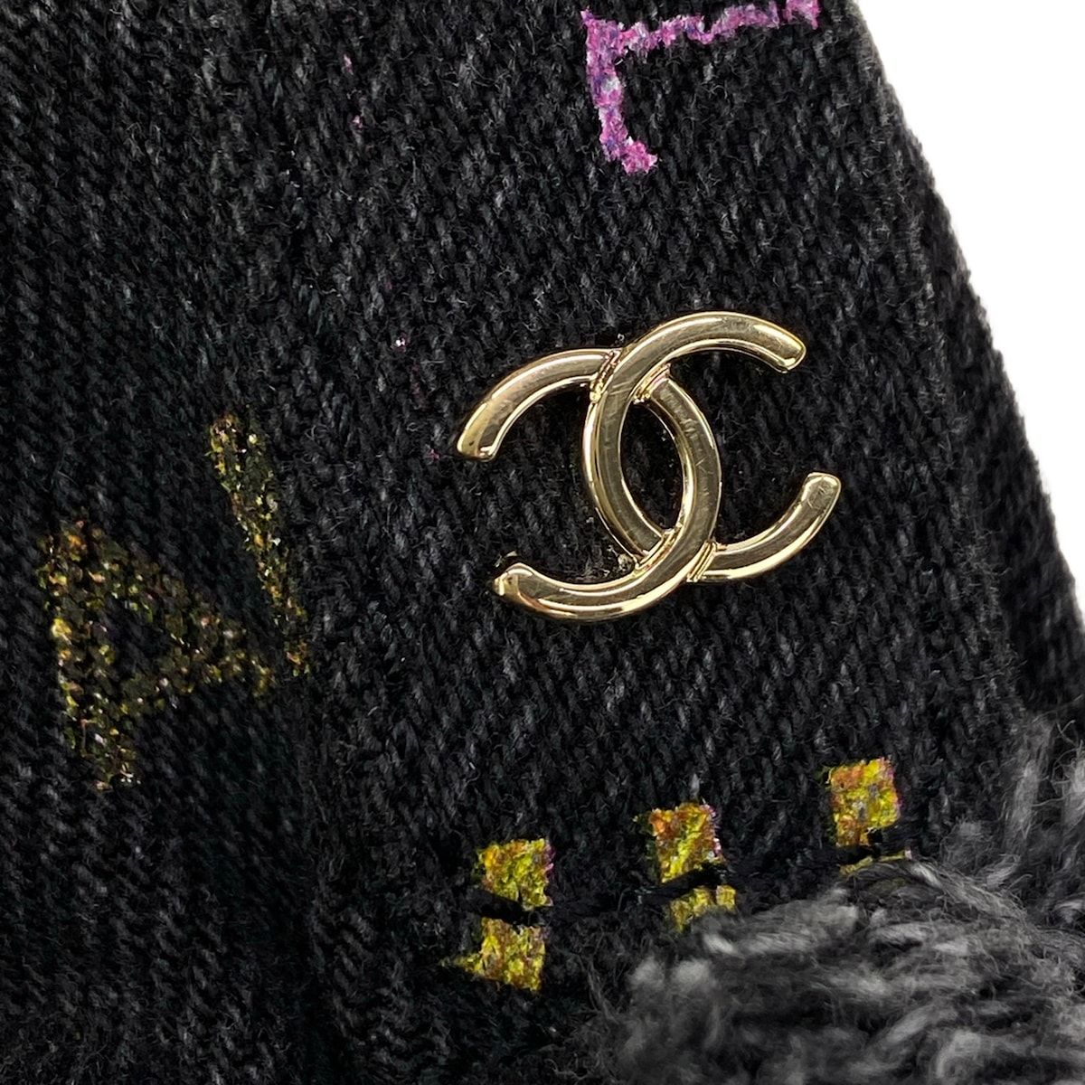 CHANEL(シャネル) ショルダーバッグ マトラッセ 黒×マルチ 巾着型