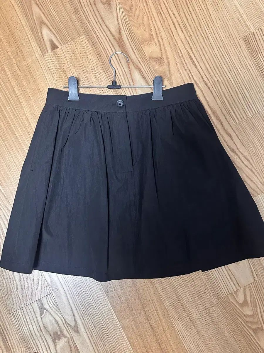 PVCS ポートゲダー ミニスカート 新品