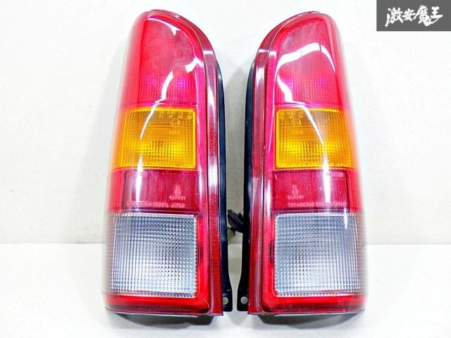 破損無し！】スズキ 純正 DA52V DA62V エブリイ テールライト