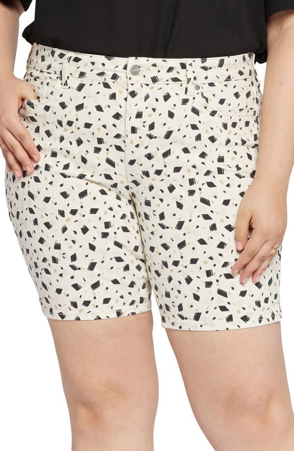 エヌワイディージェイ レディース ボトムス デニムパンツ サイドスリット プリント ショートパンツ NYDJ Ella Print Side Slit Denim Shorts Ellensburg
