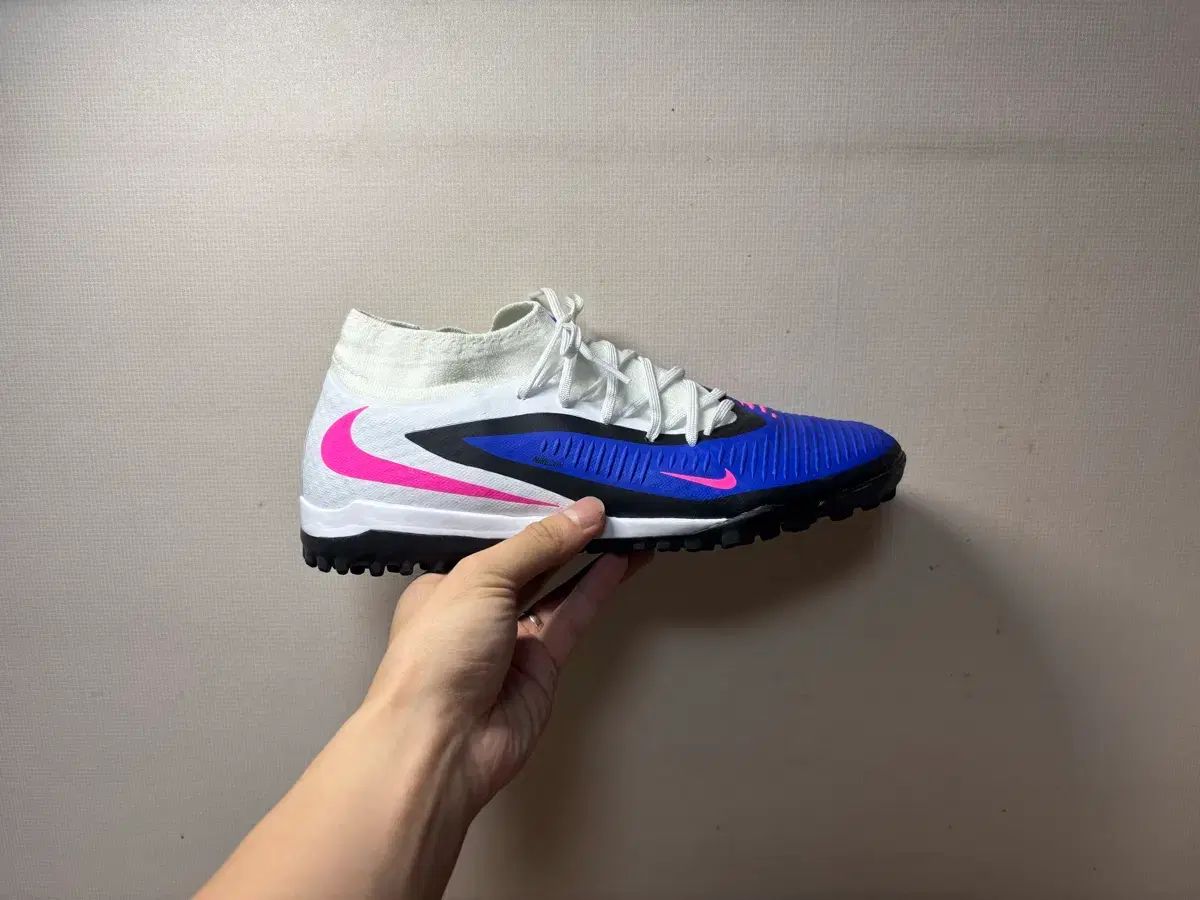 270 NIKE FANTOM 6 ハイ アカデミー TF サッカーシューズ