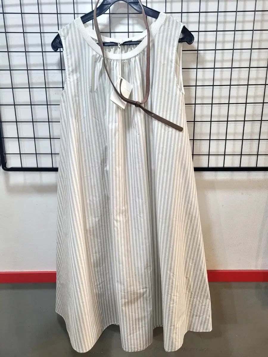 正規品 Fabiana Filippi パビアナフィリッピ ノースリーブ ワンピース