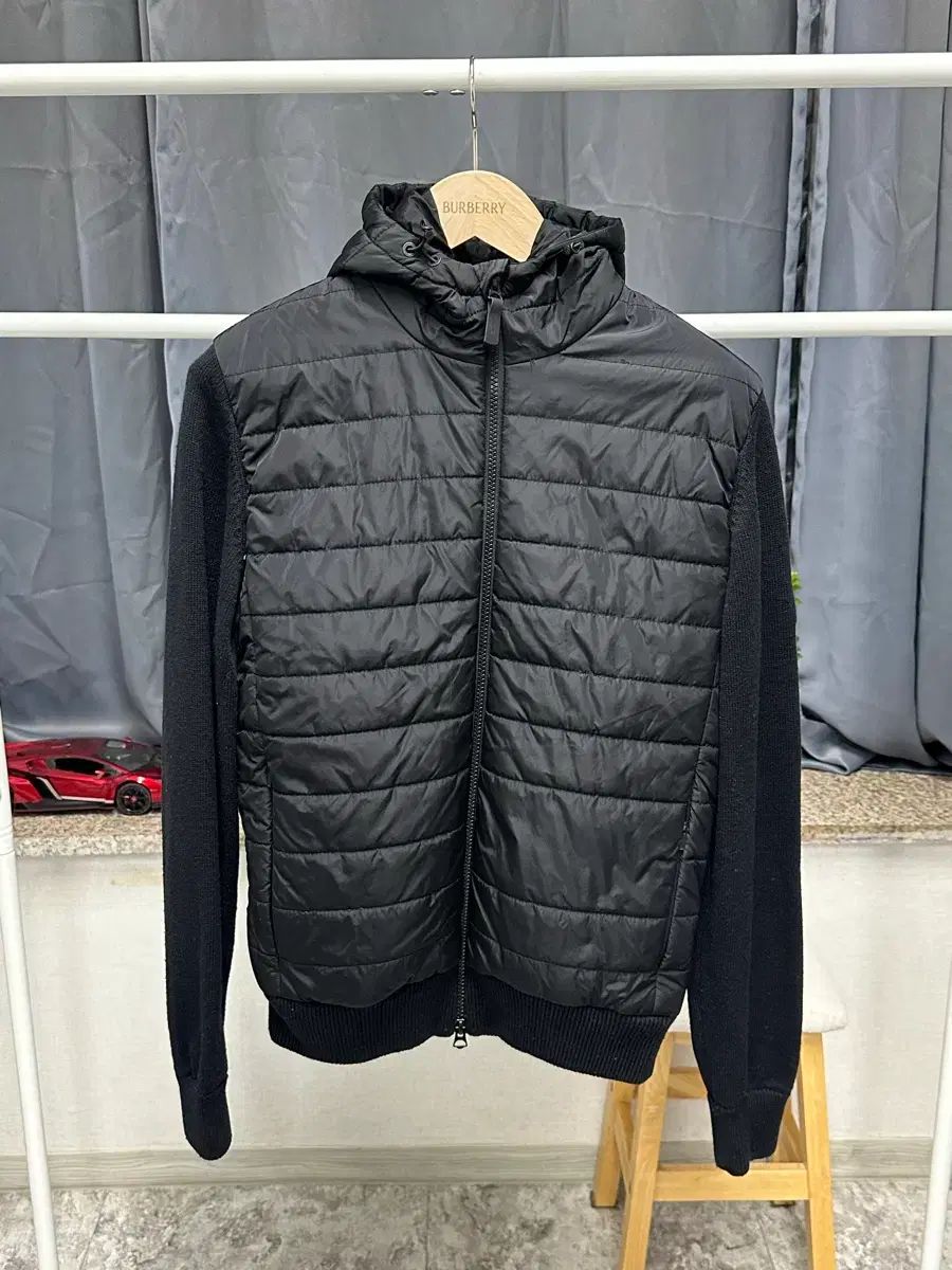 J.LINDEBERG(J.リンドバーグ) 正規品 / レディース 90-95 / 最新バージョン 軽量 ゴルフジャケット フード