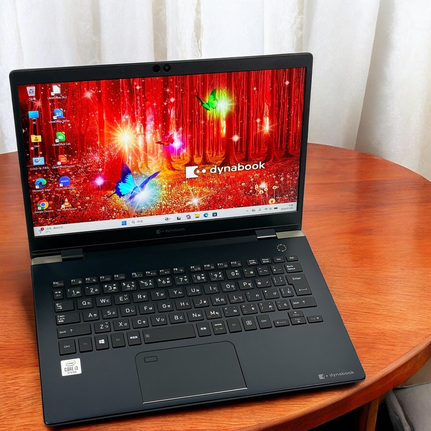 第10世代 Core i3 メモリ 8GB SSD 256GB ノートパソコン Windows11