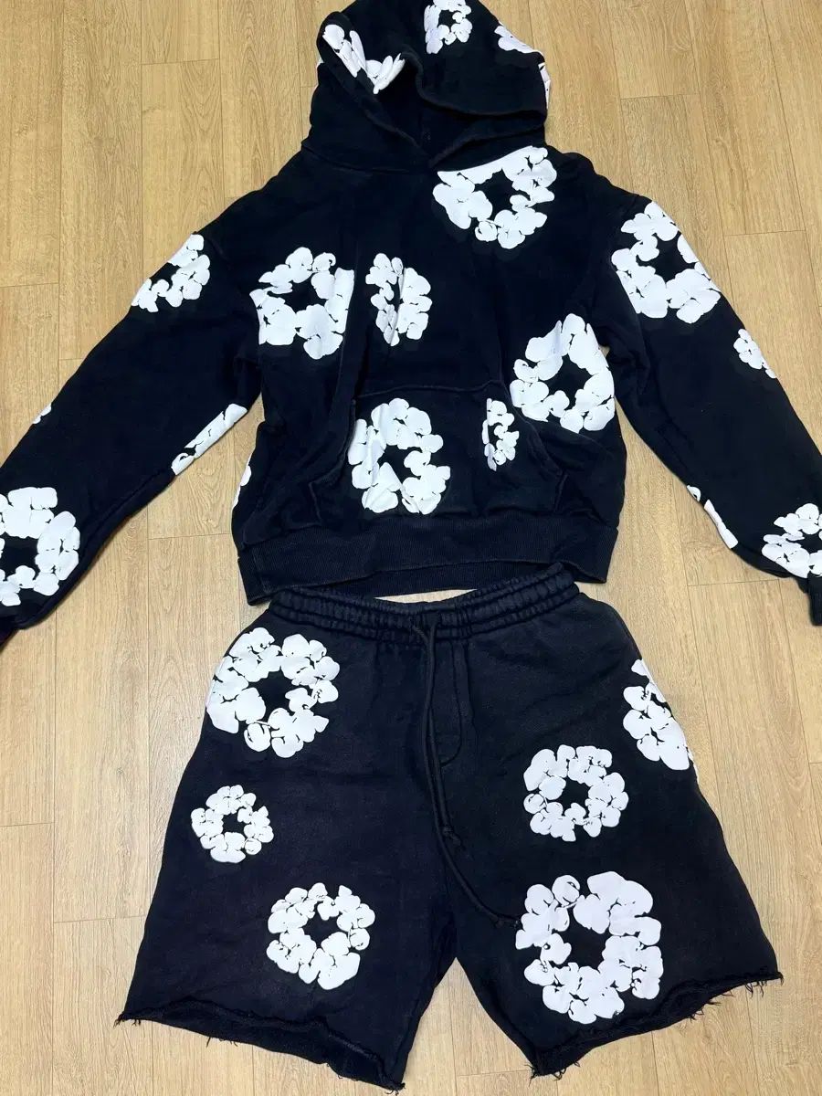 DENIM TEARS(デニムティアーズ) Sサイズ セットアップ 正規品 出品