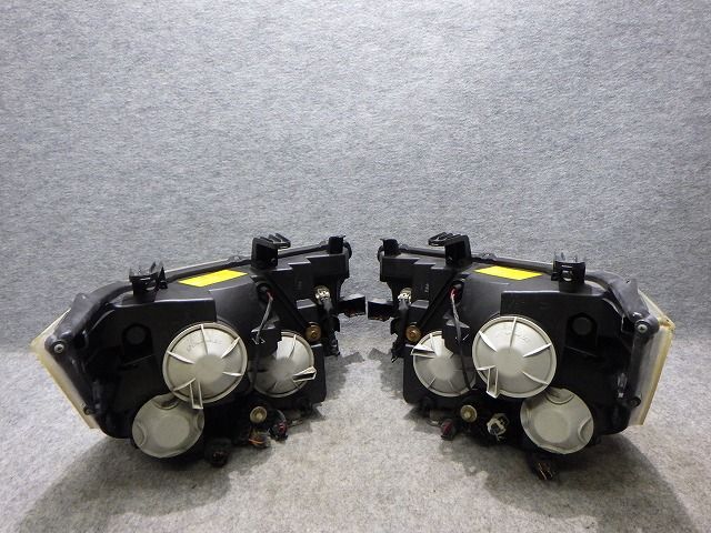 デリカD5 ヘッドライト左右 HID CV1W CV2W CV4W CV5W 前期 100-87918