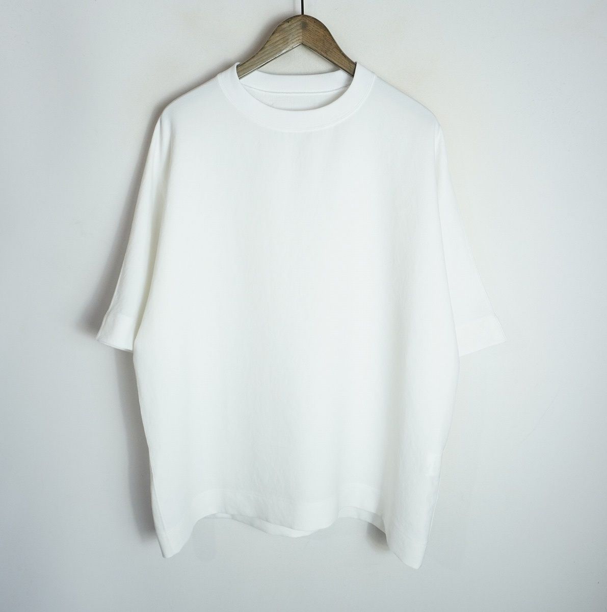 美品26SS D.O UNITED ARROWS BY DAISUKE OBANA ユナイテッドアローズ オバナ ダイスケ ESSENS I D/SL TEE Tシャツ 5517-2-800000 XL白4381Q♪