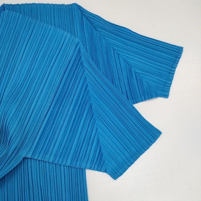 PLEATS PLEASE ISSEY MIYAKE プリーツ 半袖Tシャツ カットソー ライト