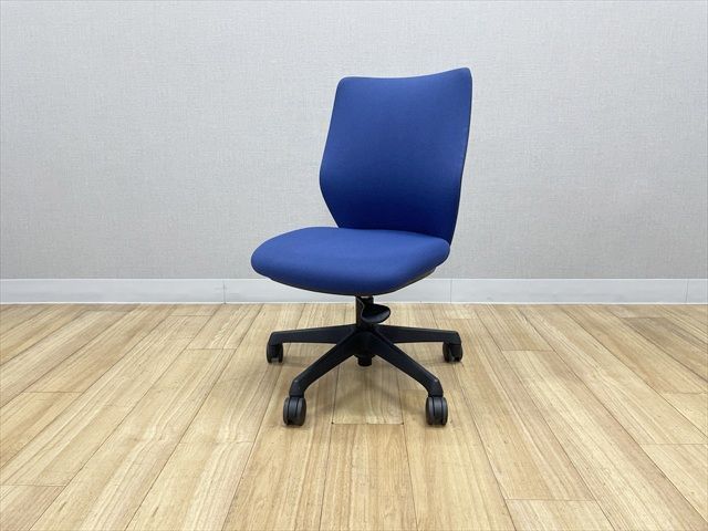 CG-Mチェア パッドタイプ 肘無 デスクチェア オフィスチェア オカムラ ミディアムブルー