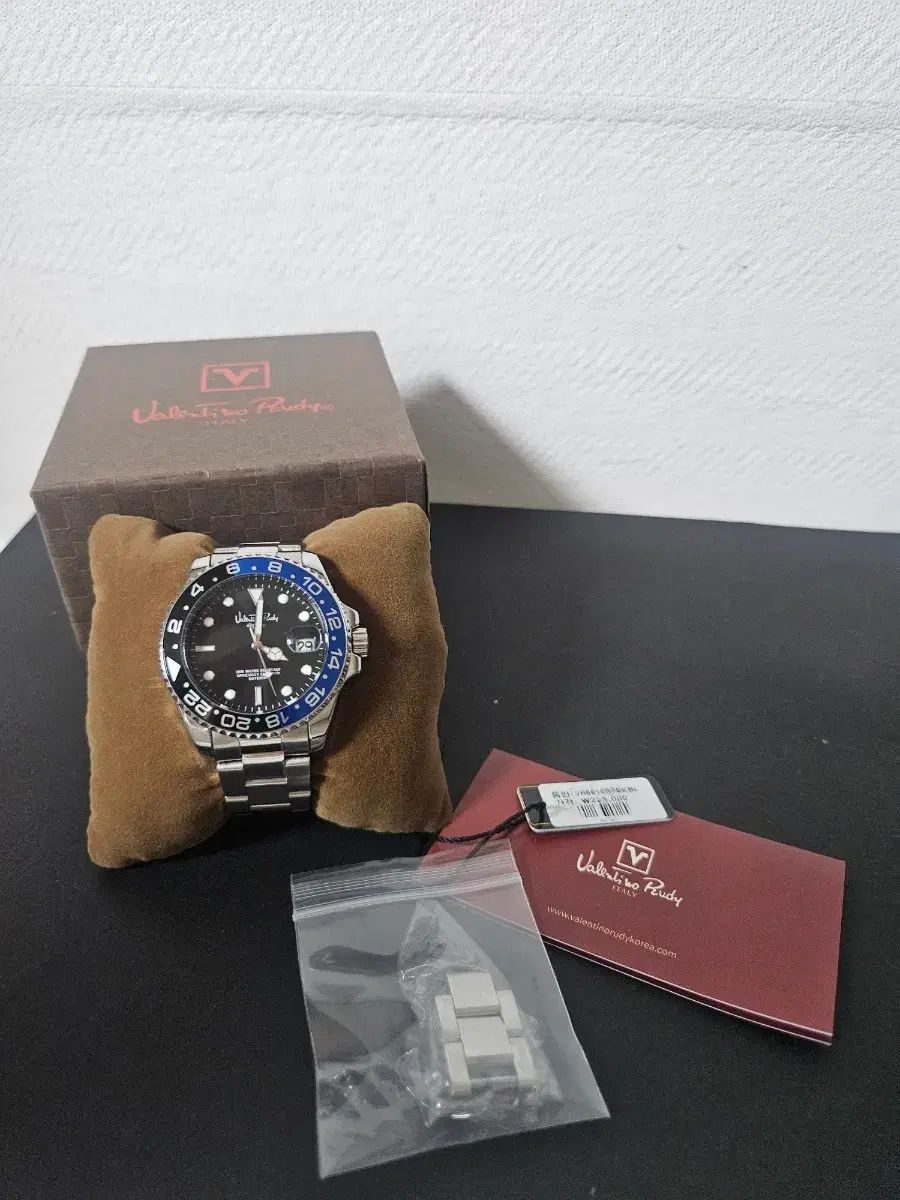 *新世界級*VALENTINORUDY 正規品 フルセット メンズ時計