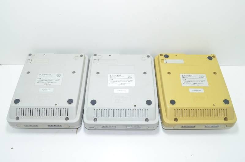 送料無料】任天堂 Nintendo スーパーファミコン 本体 3台セット SFC