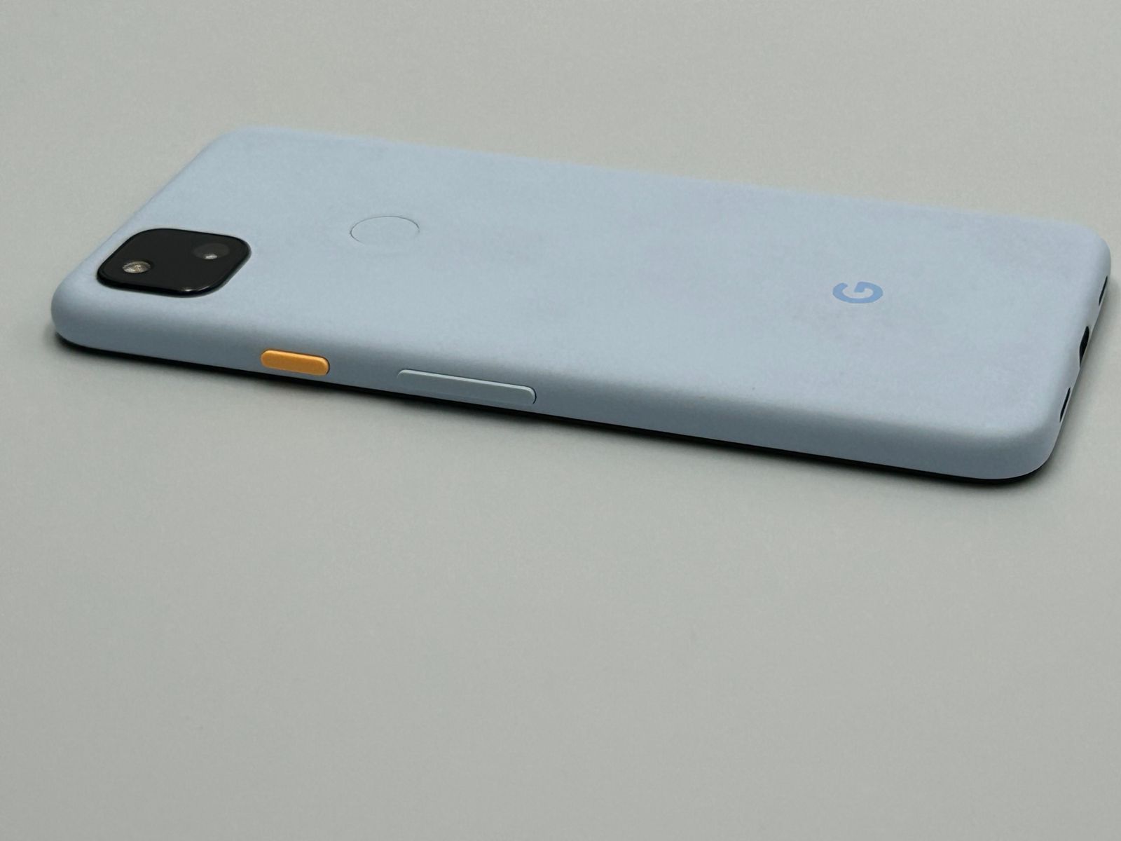中古C】Pixel 4a 128GB Barely Blue SIMフリー - メルカリ