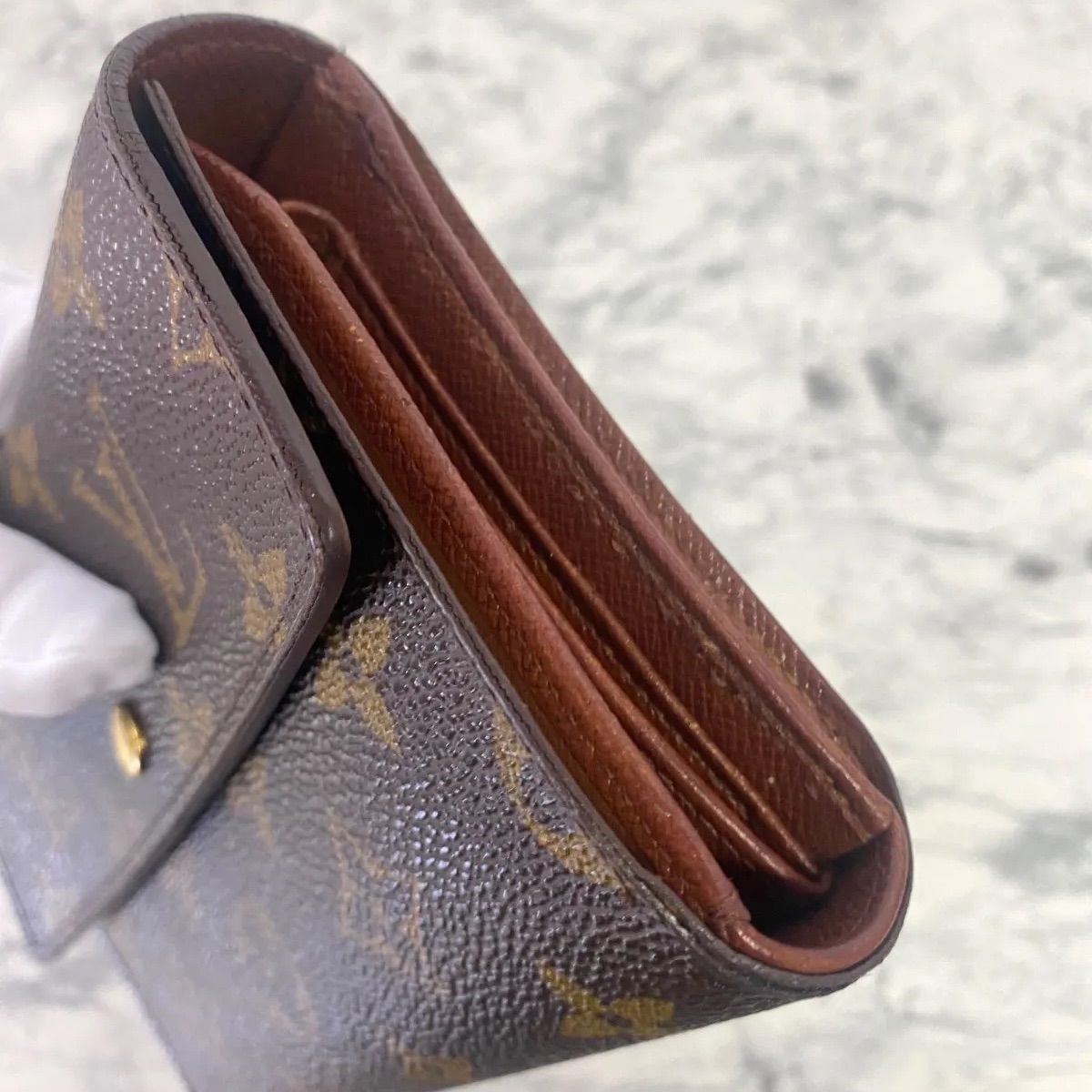 ルイヴィトン✨ポルト トレゾール・エテュイ パピエ✨財布✨モノグラム✨三つ折り Louis Vuitton ルイヴィトン ポルトトレゾール・エテュイ・パピエ