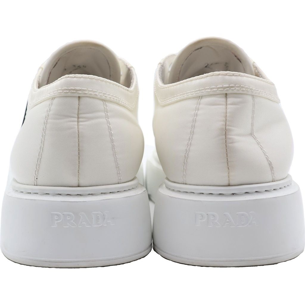 PRADA (プラダ) トライアングルロゴファブリックロゴ ローカットレース