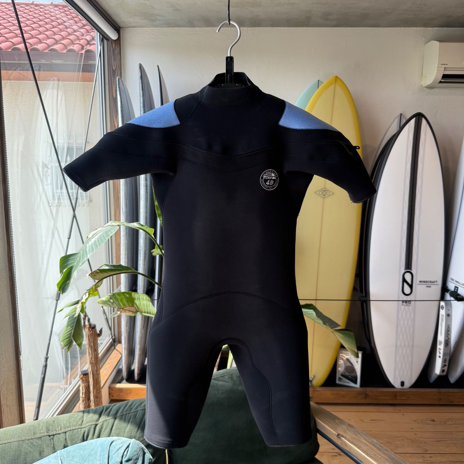 中古 ウエットスーツ スプリング 3×2mm 4D 4DIMENSIONS ML相当 172cm