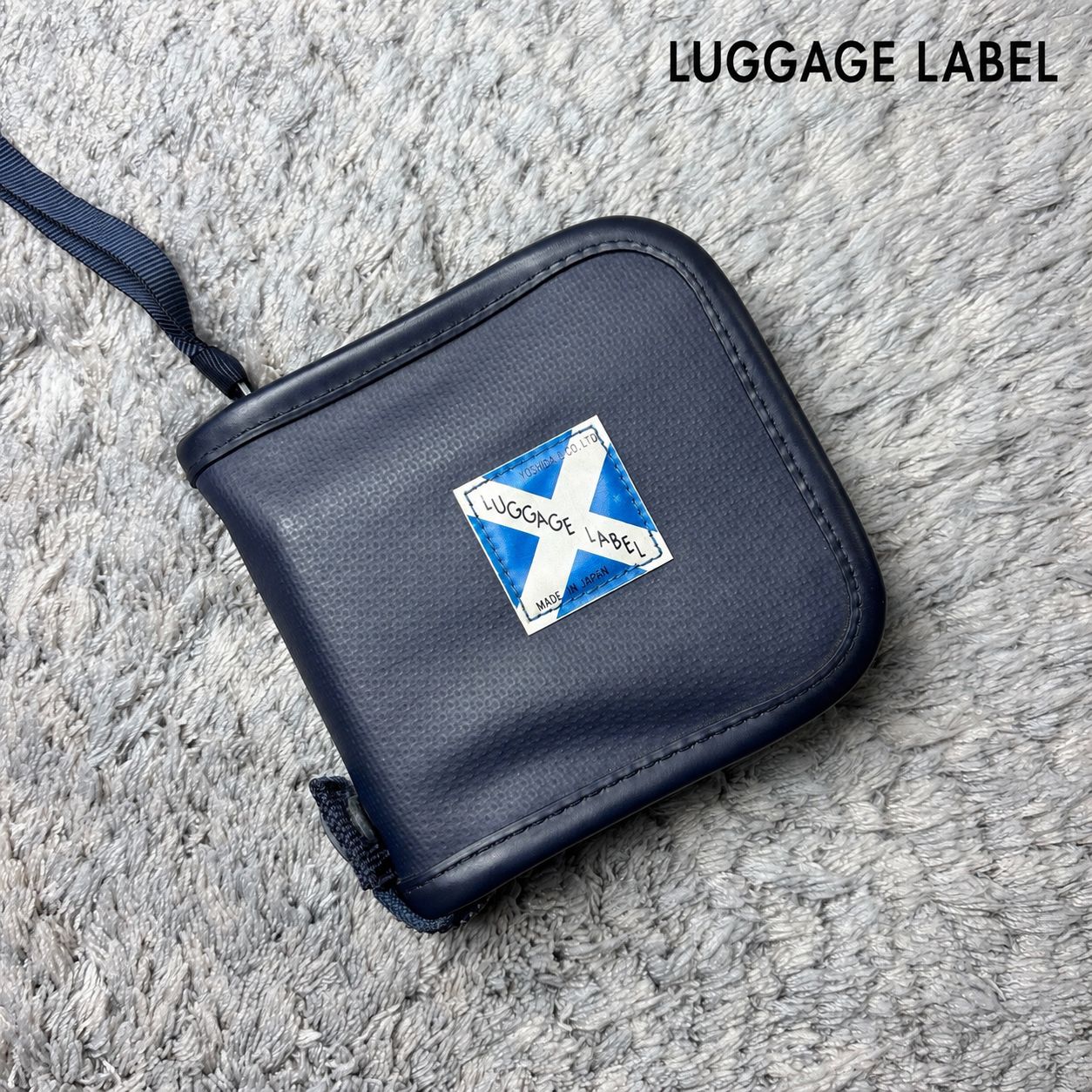 吉田カバン/ラゲッジレーベル/2つ折財布 /ニューライナー/青バッテン/ブラック LUGGAGE LABEL ラゲッジレーベル ニューライナー 二つ折り財布 青