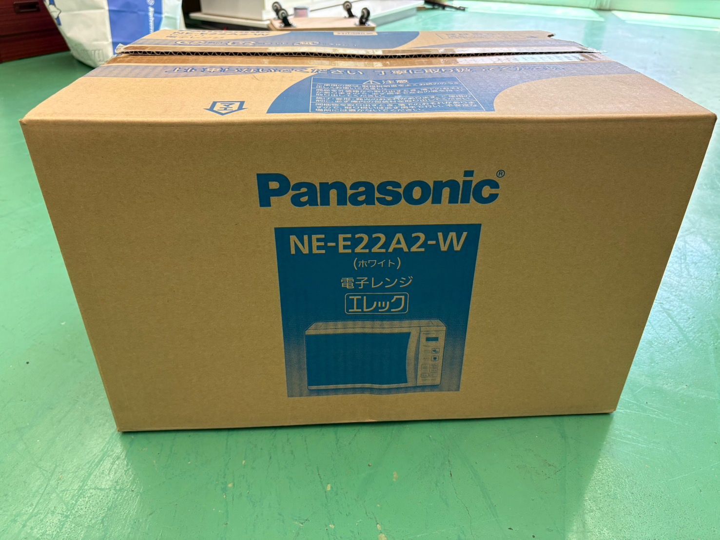 新品/美品】パナソニック 電子レンジ エレック 22L NE-E22A2-W - メルカリ