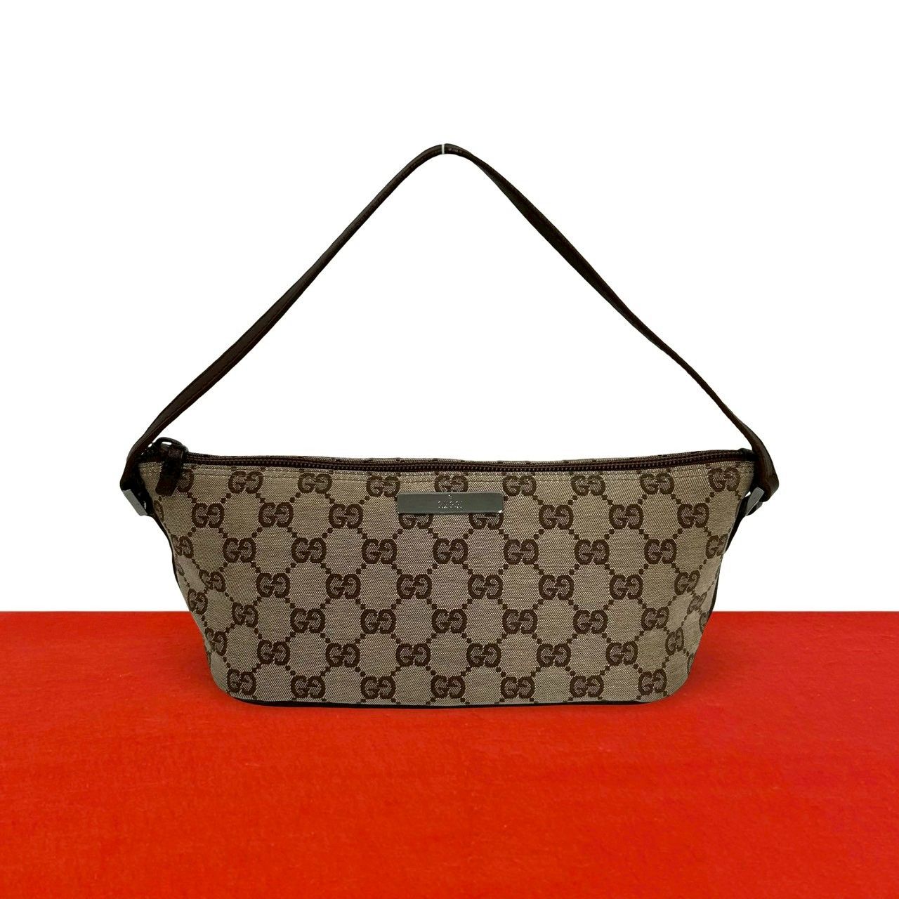 極 美品 希少品 GUCCI グッチ ロゴ 金具 GG 総柄 キャンバス レザー 本 