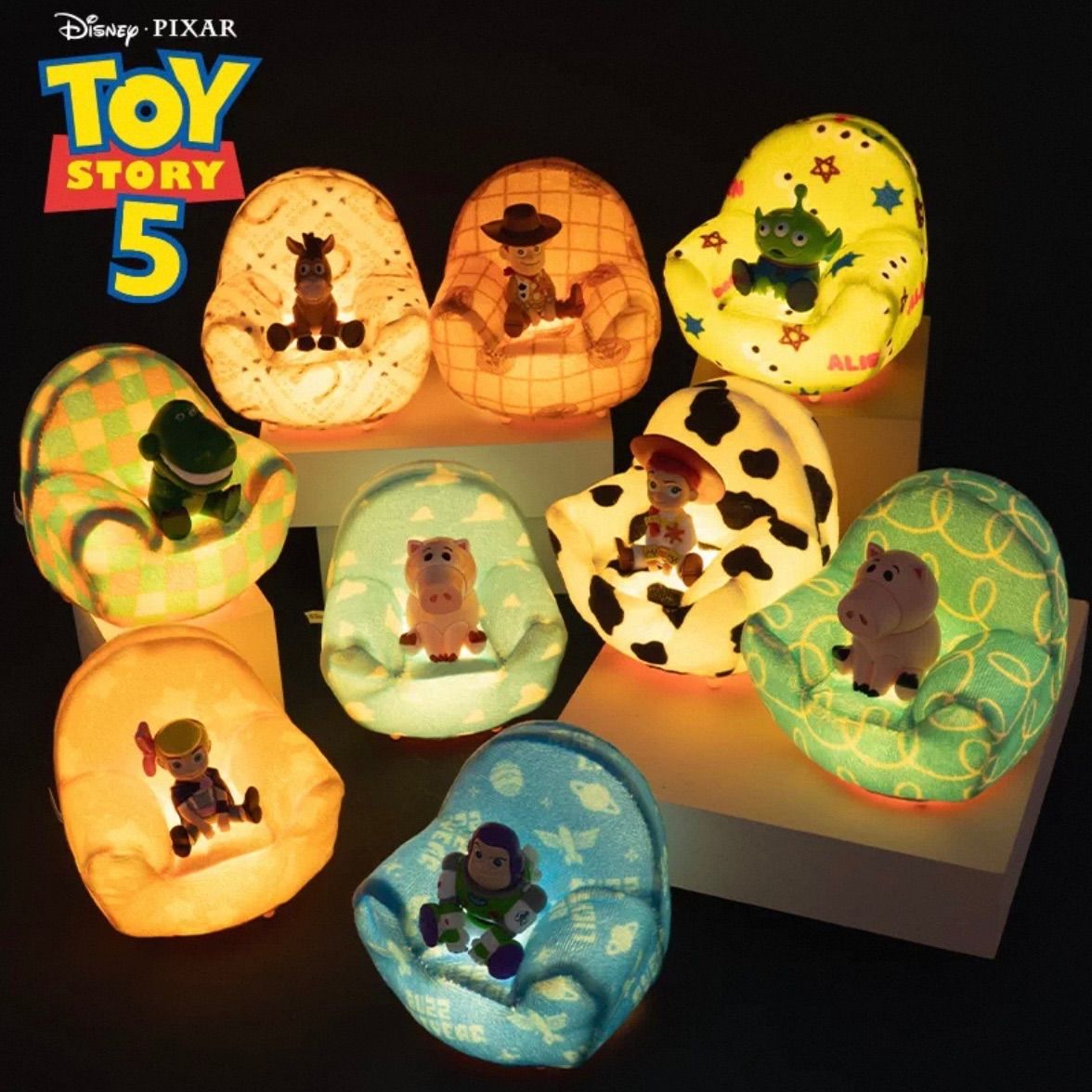 海外限定 8種セット トイストーリー5 TOY CLUB ソファ シリーズ