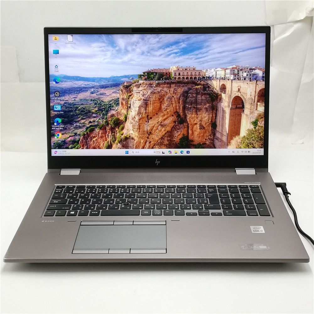 高性能 NVIDIA ゲーミング 4K液晶 中古ノートパソコン hp Fury 17 G7