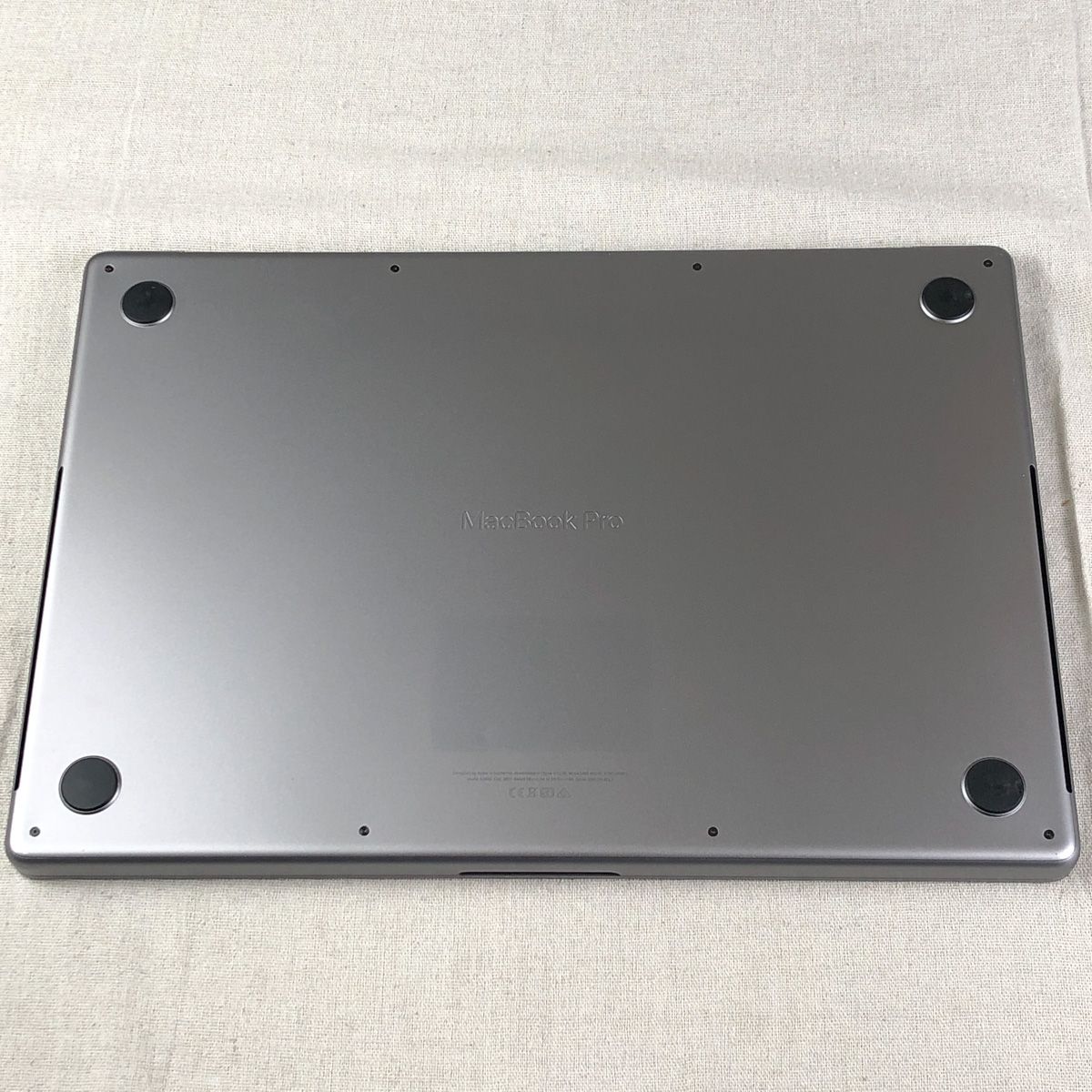 ジャンク MacBook Pro 16