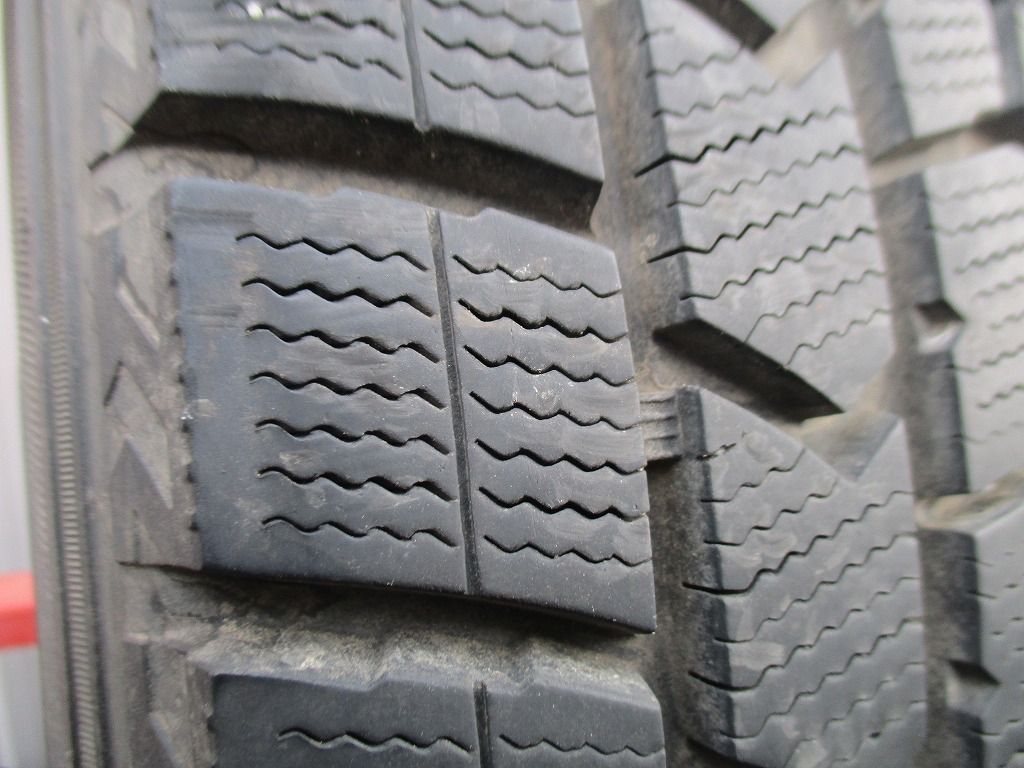 215/60R16 95S ダンロップ WINTER MAXX WM02 スタッドレス 2021