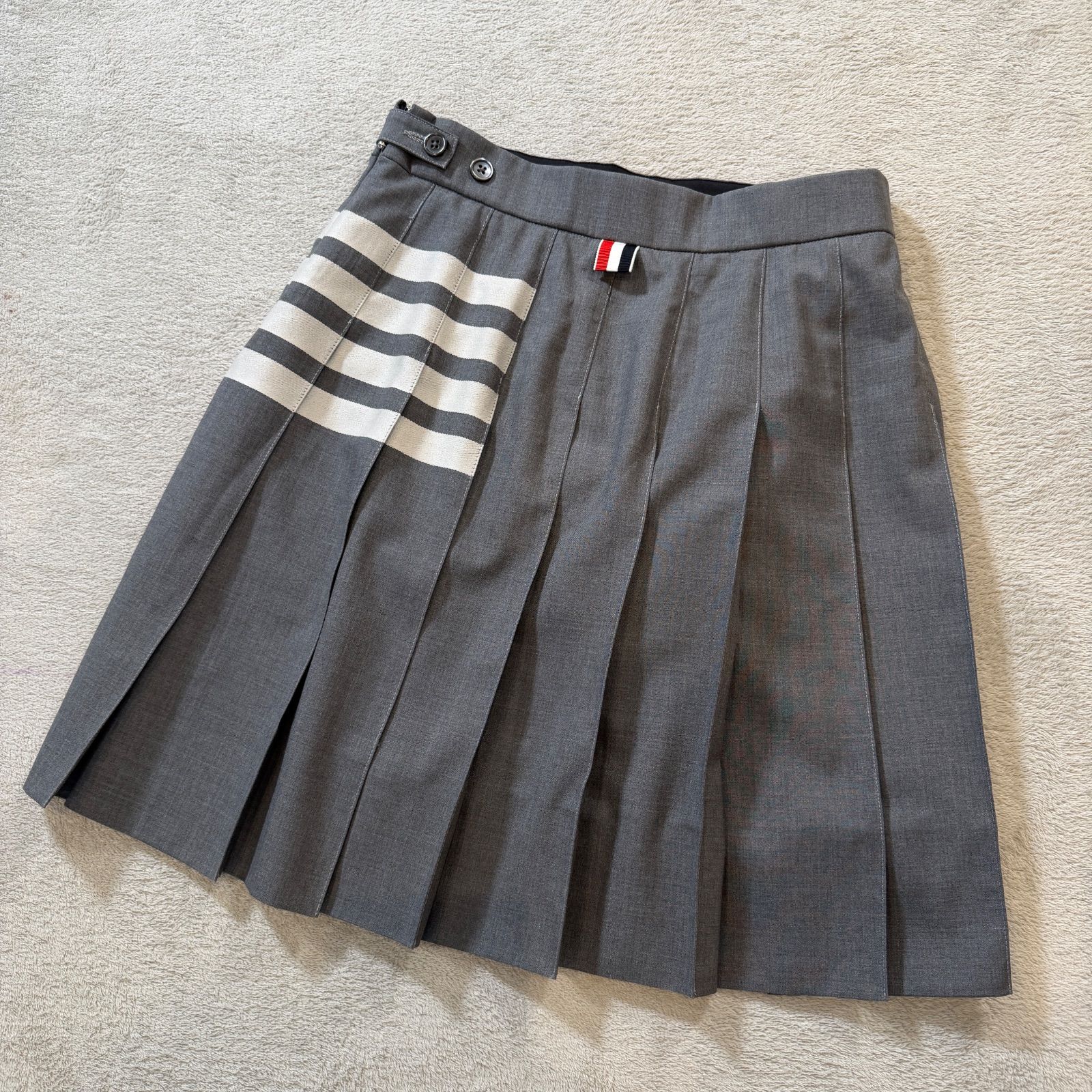 極美品 THOM BROWNE トムブラウン 4バー 4本ライン プリーツスカート 