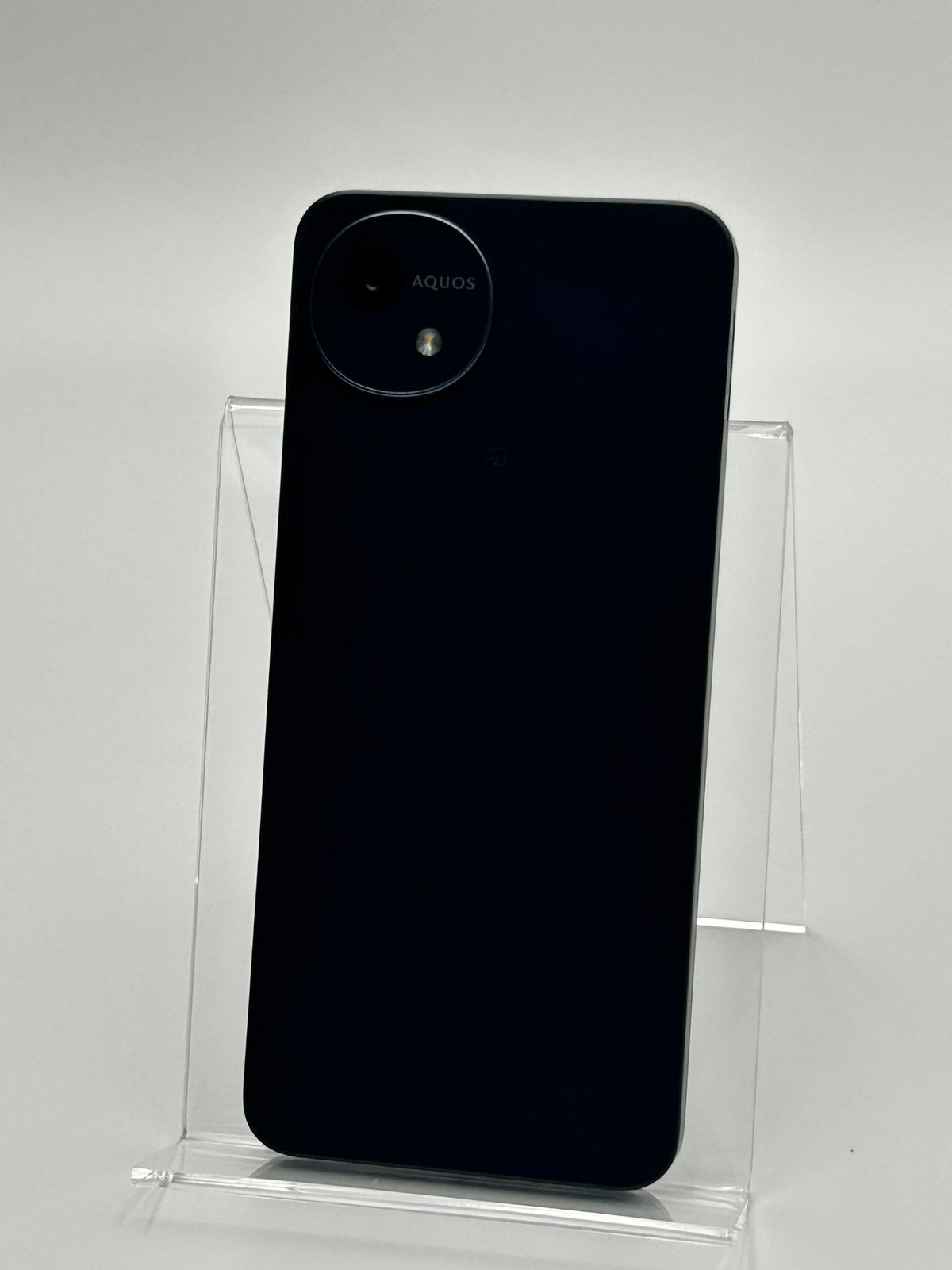 中古A】AQUOS wish4 SH-M27 ブラック SIMフリー 白ロム - メルカリ